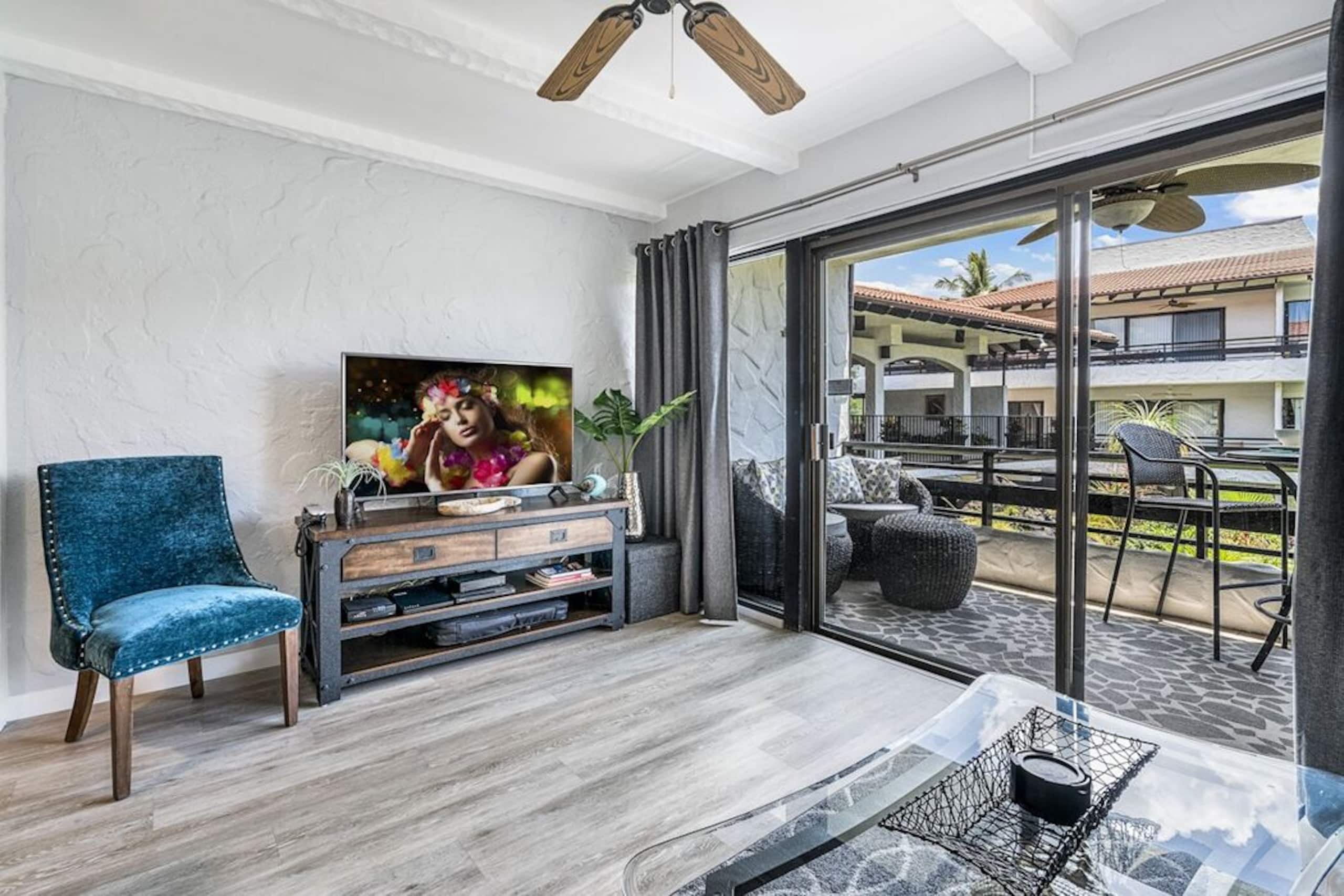 Condo in Kailua-Kona · ★4.84 · 1 bedroom · 2 beds · 1 private bath - Image 9