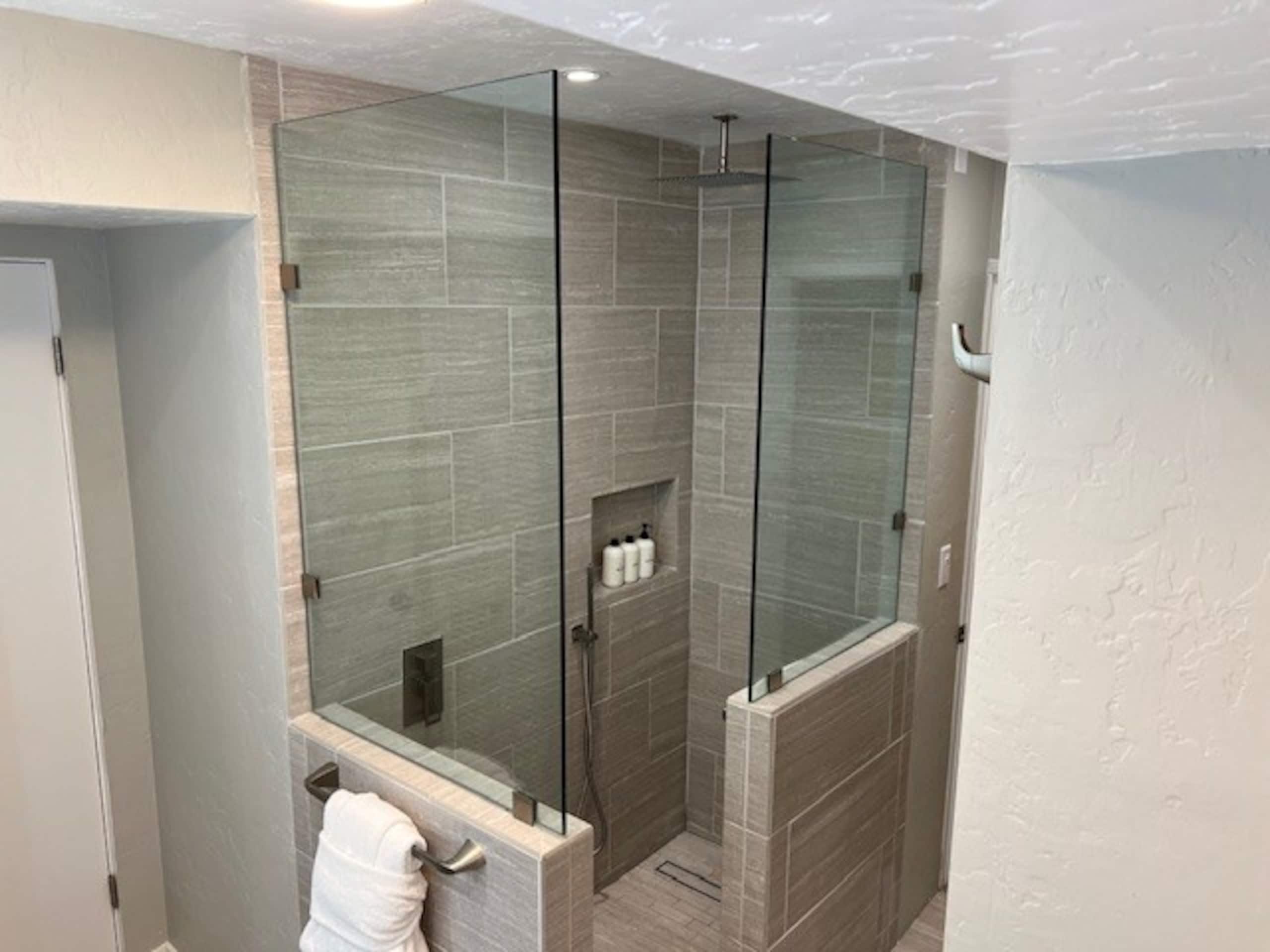 Condo in Kailua-Kona · ★4.84 · 1 bedroom · 2 beds · 1 private bath - Image 16