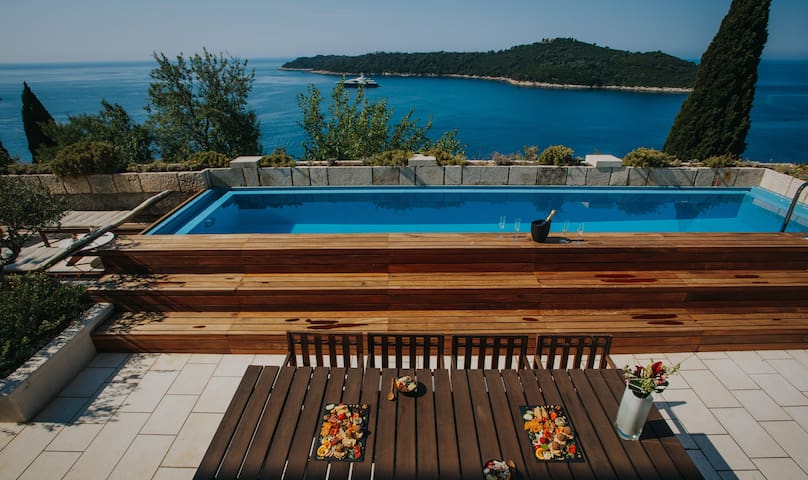 Darijo - VIP Holiday Booker managed Airbnb listing 1
