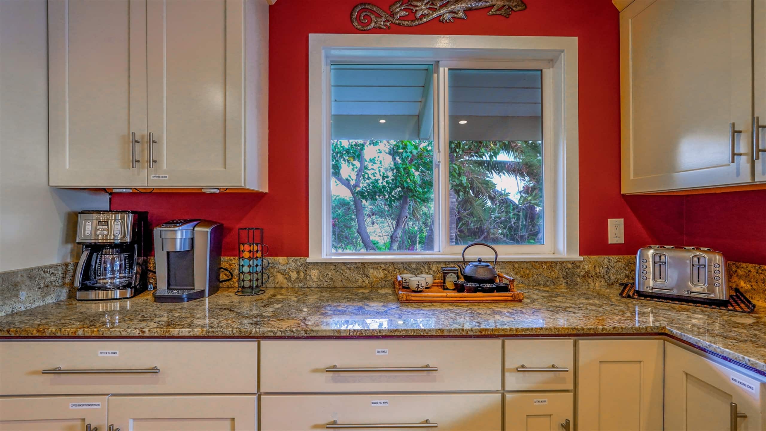 Home in Waimea · ★4.92 · 4 bedrooms · 5 beds · 3 baths - Image 17