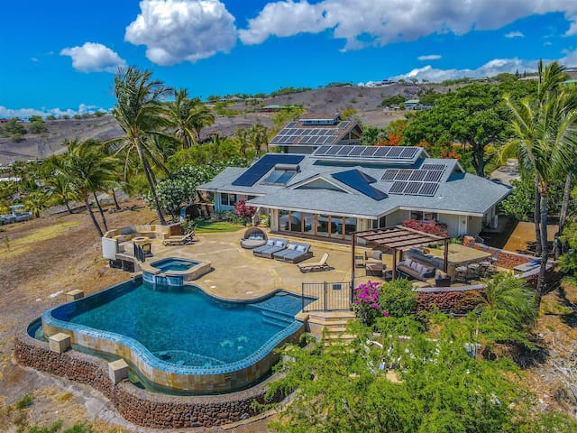 Hale Laule`a ~ 4 BR ~ Infinity Pool with Stunning gallery image 4