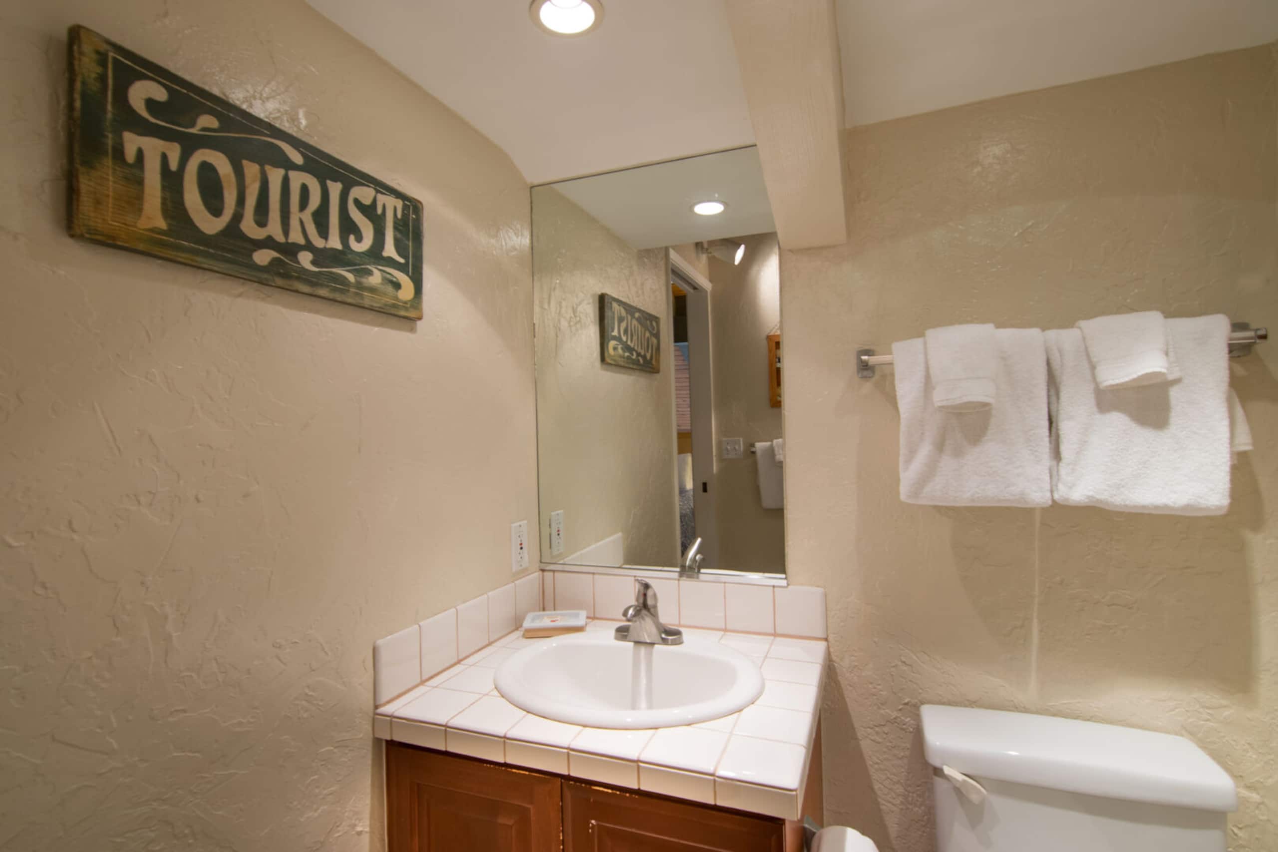 Condo in Lahaina · ★4.52 · 3 bedrooms · 4 beds · 3 private baths - Image 21