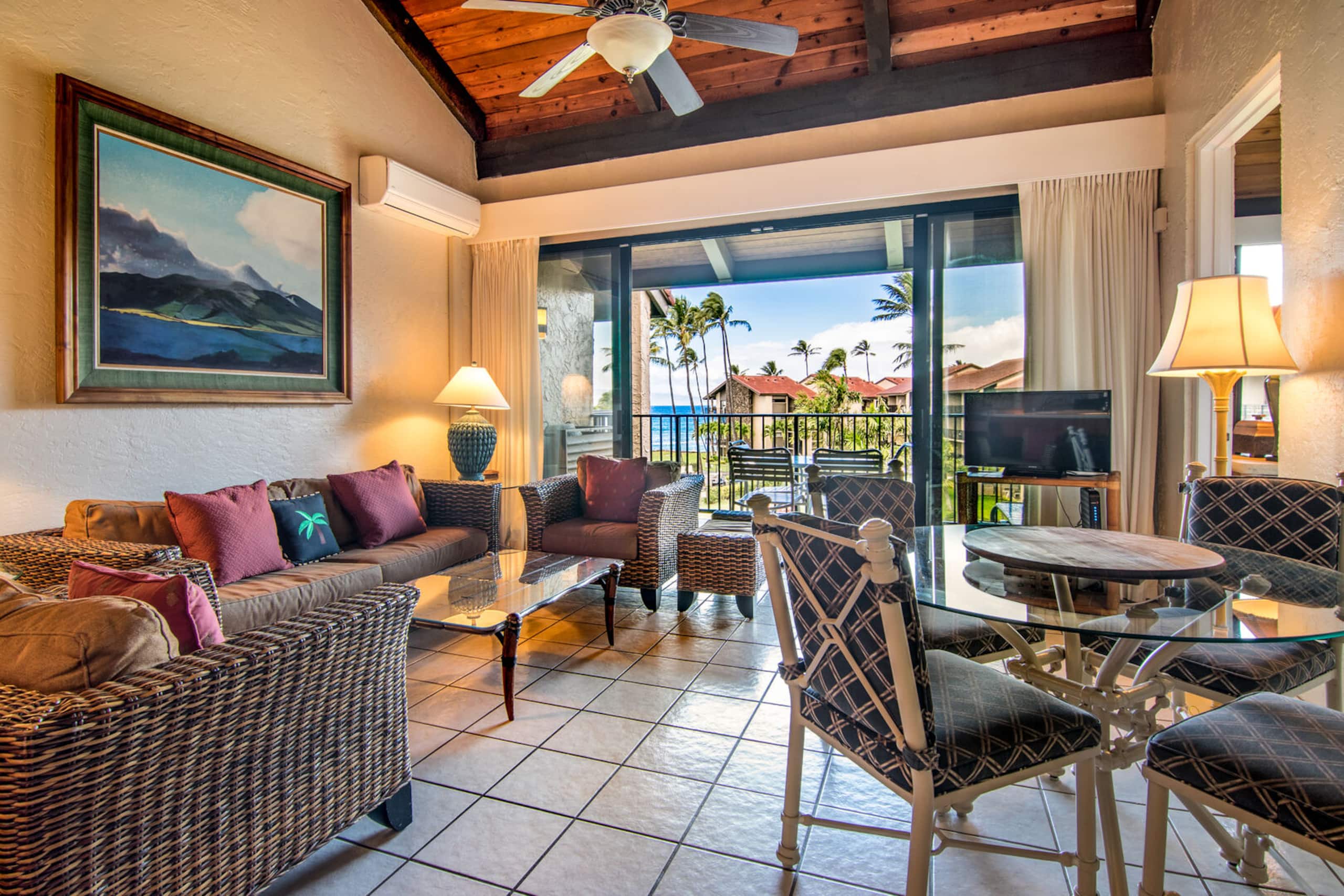 Condo in Lahaina · ★4.52 · 3 bedrooms · 4 beds · 3 private baths - Image 6