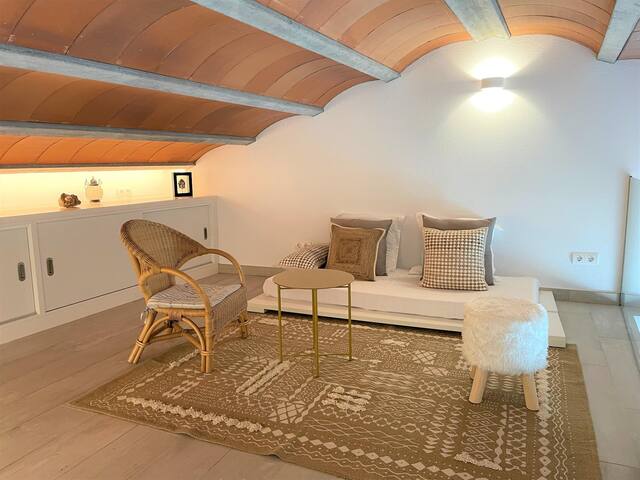 poal – dream duplex with sea views gallery image 5