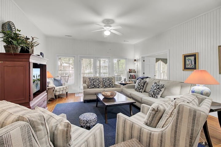 Grand Pavilion 83 By Wild Dunes, In Resort Core - Mount Pleasant, SC
