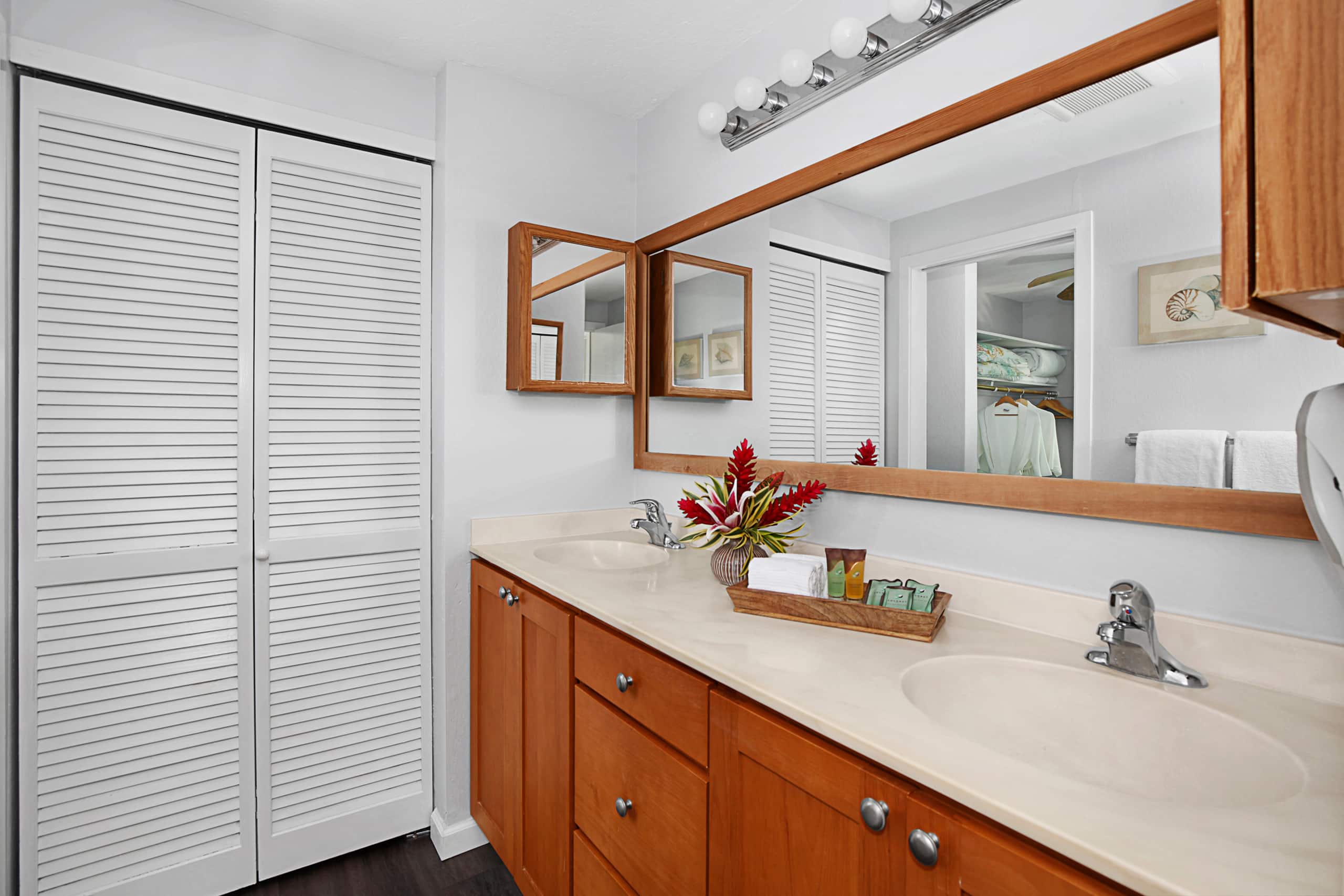 Condo in Koloa · ★4.65 · 1 bedroom · 1 bed · 1 bath - Image 10