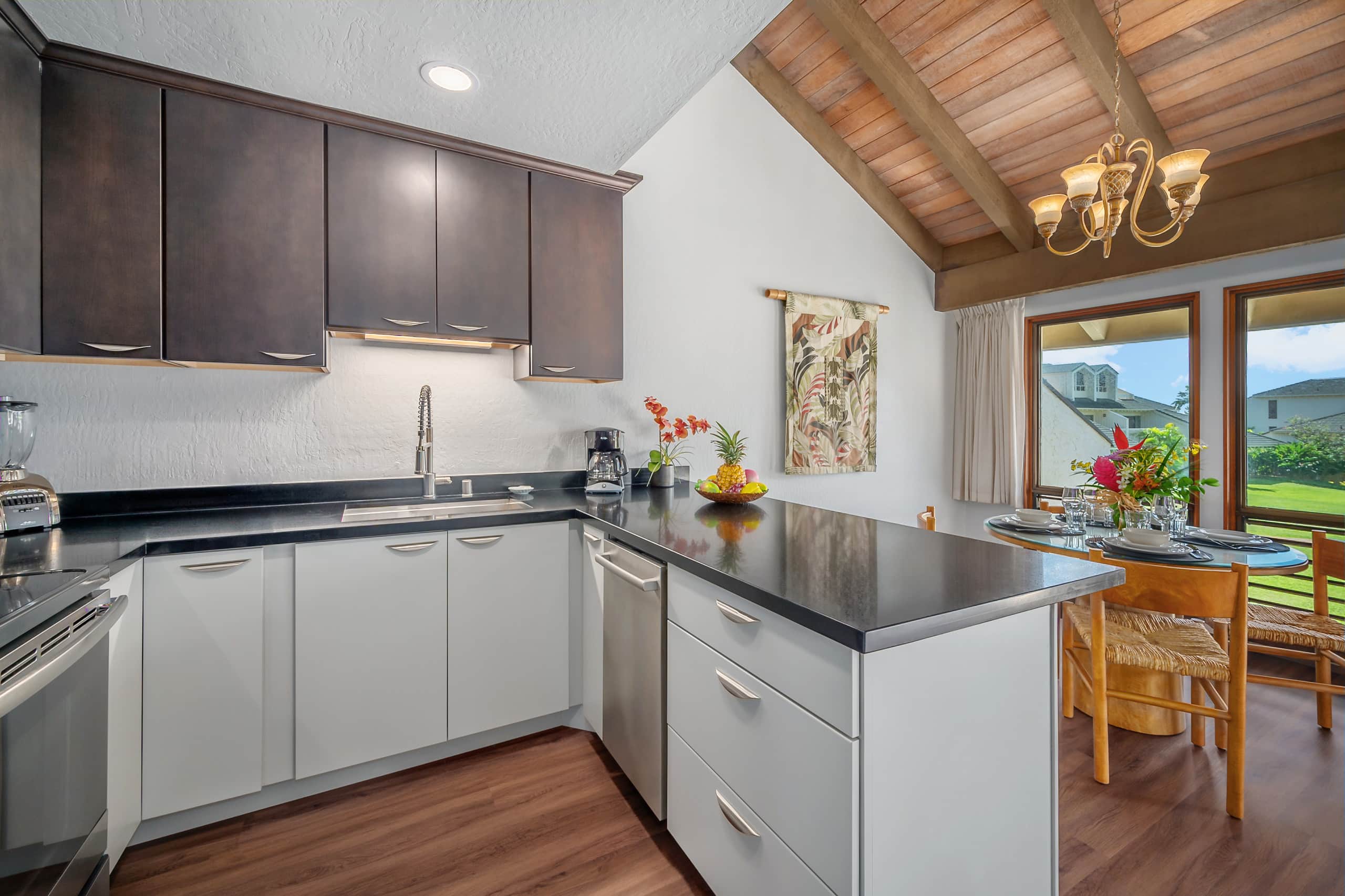 Condo in Koloa · ★4.67 · 2 bedrooms · 3 beds · 1 bath - Image 5