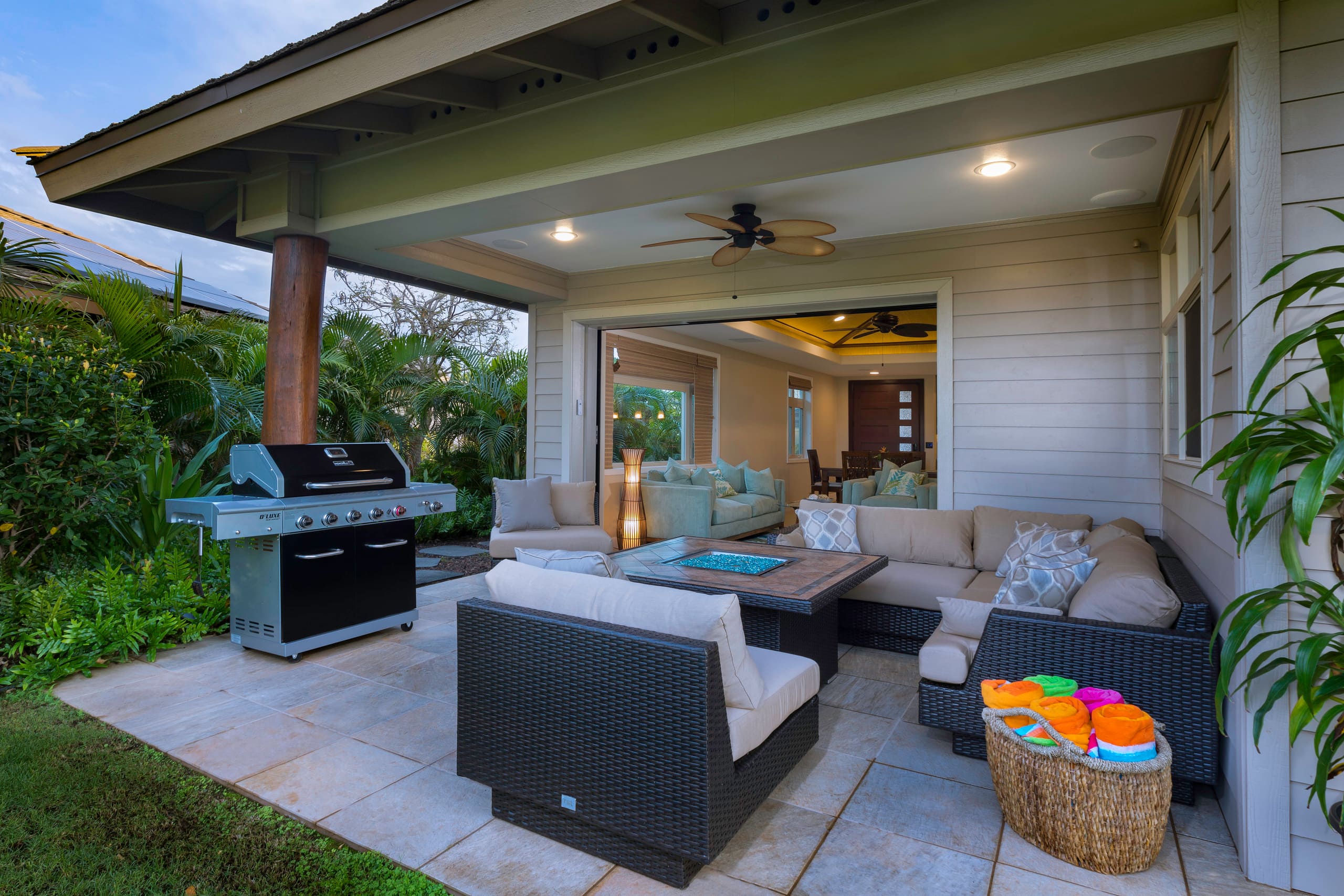 Home in Waimea · ★4.9 · 3 bedrooms · 4 beds · 2.5 baths - Image 2