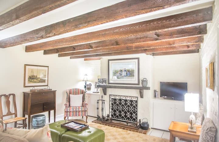 Historic Garden Home W/ Parking By Lucky Savannah - Savannah