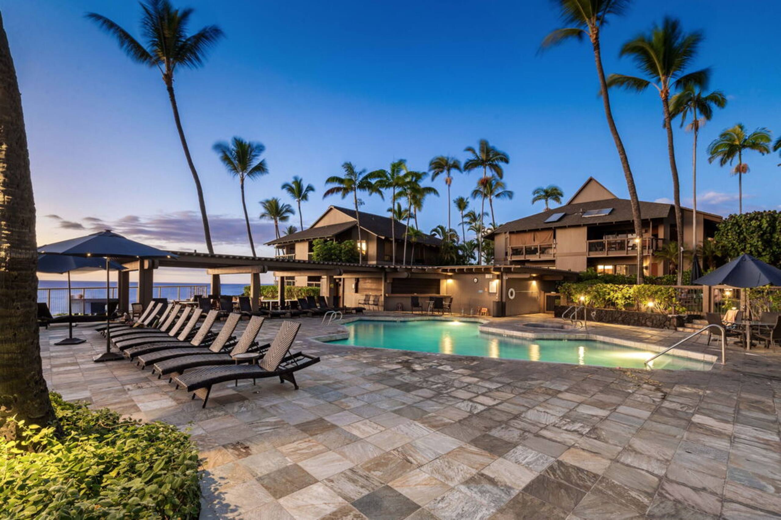 Condo in Kailua-Kona · ★4.93 · 2 bedrooms · 2 beds · 2 baths - Image 45