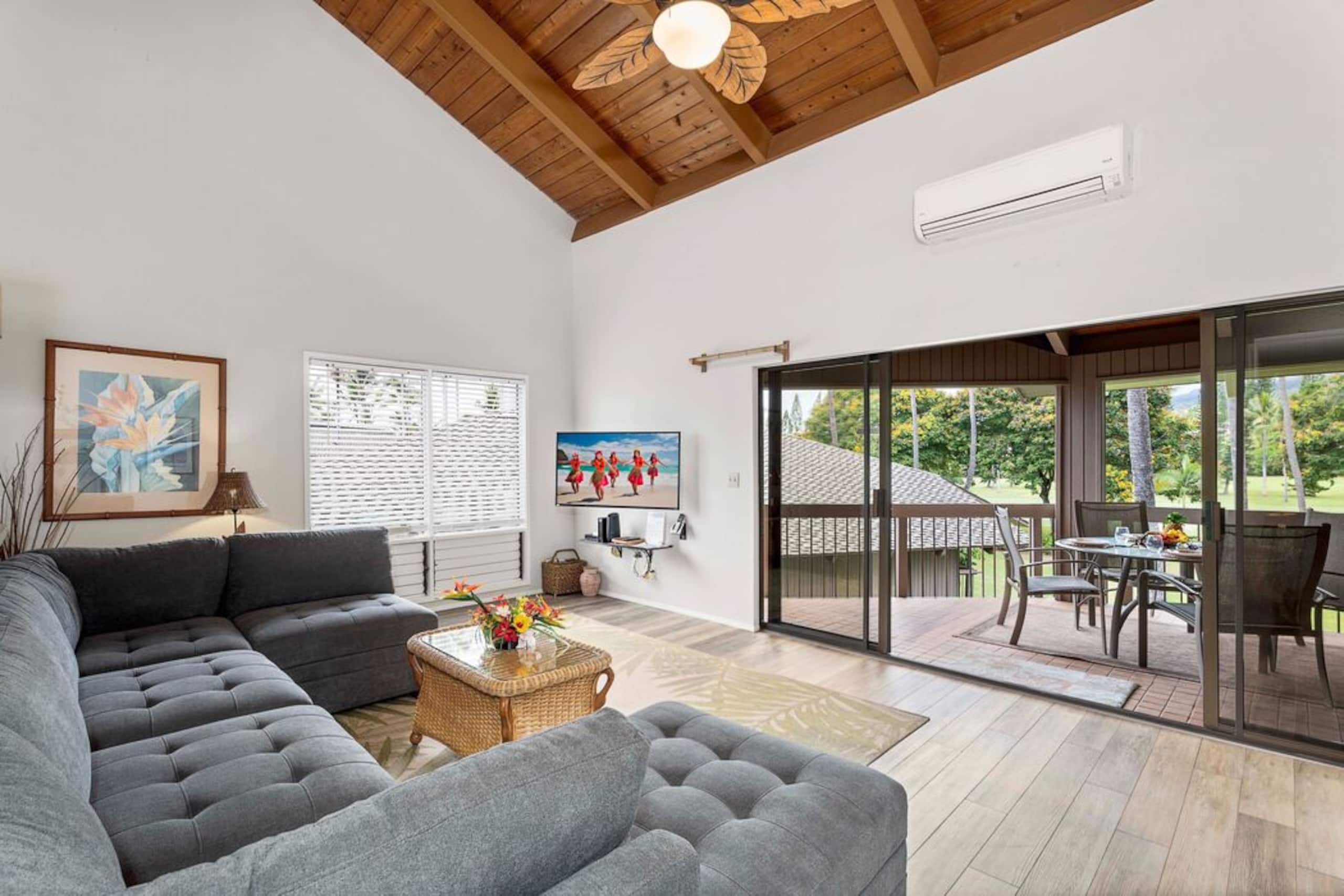 Condo in Kailua-Kona · ★4.93 · 2 bedrooms · 2 beds · 2 baths - Image 4