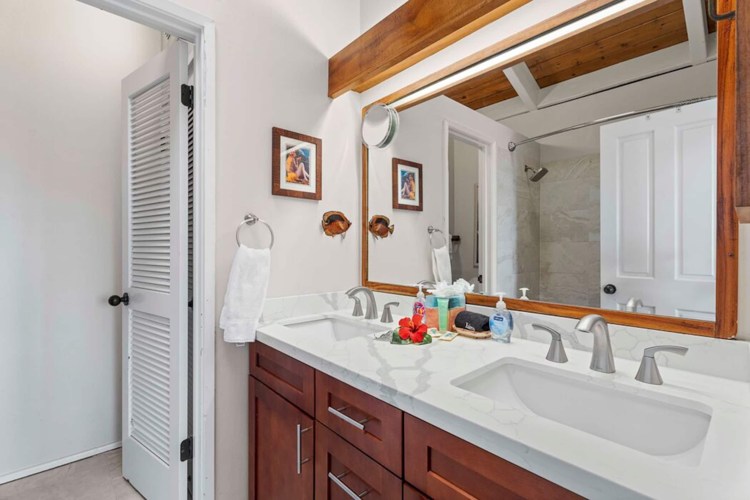 Condo in Kailua-Kona · ★4.93 · 2 bedrooms · 2 beds · 2 baths - Image 24