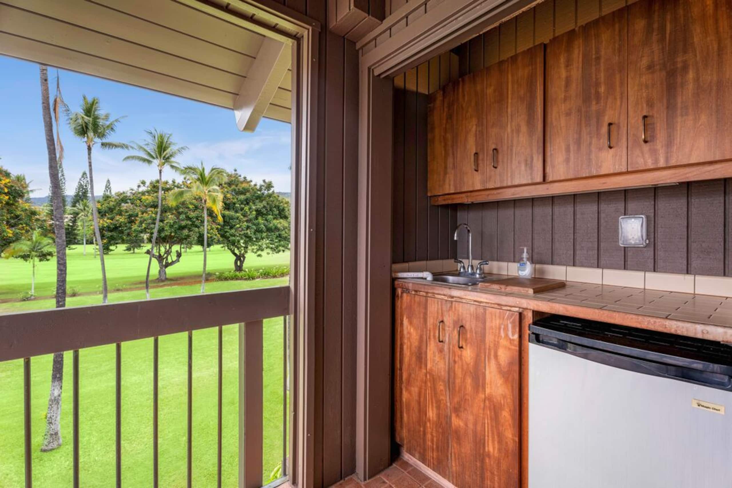 Condo in Kailua-Kona · ★4.93 · 2 bedrooms · 2 beds · 2 baths - Image 10