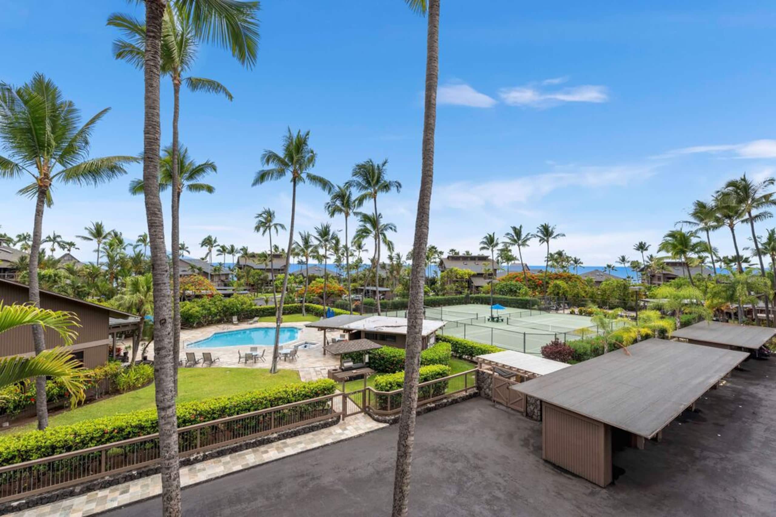 Condo in Kailua-Kona · ★4.93 · 2 bedrooms · 2 beds · 2 baths - Image 28