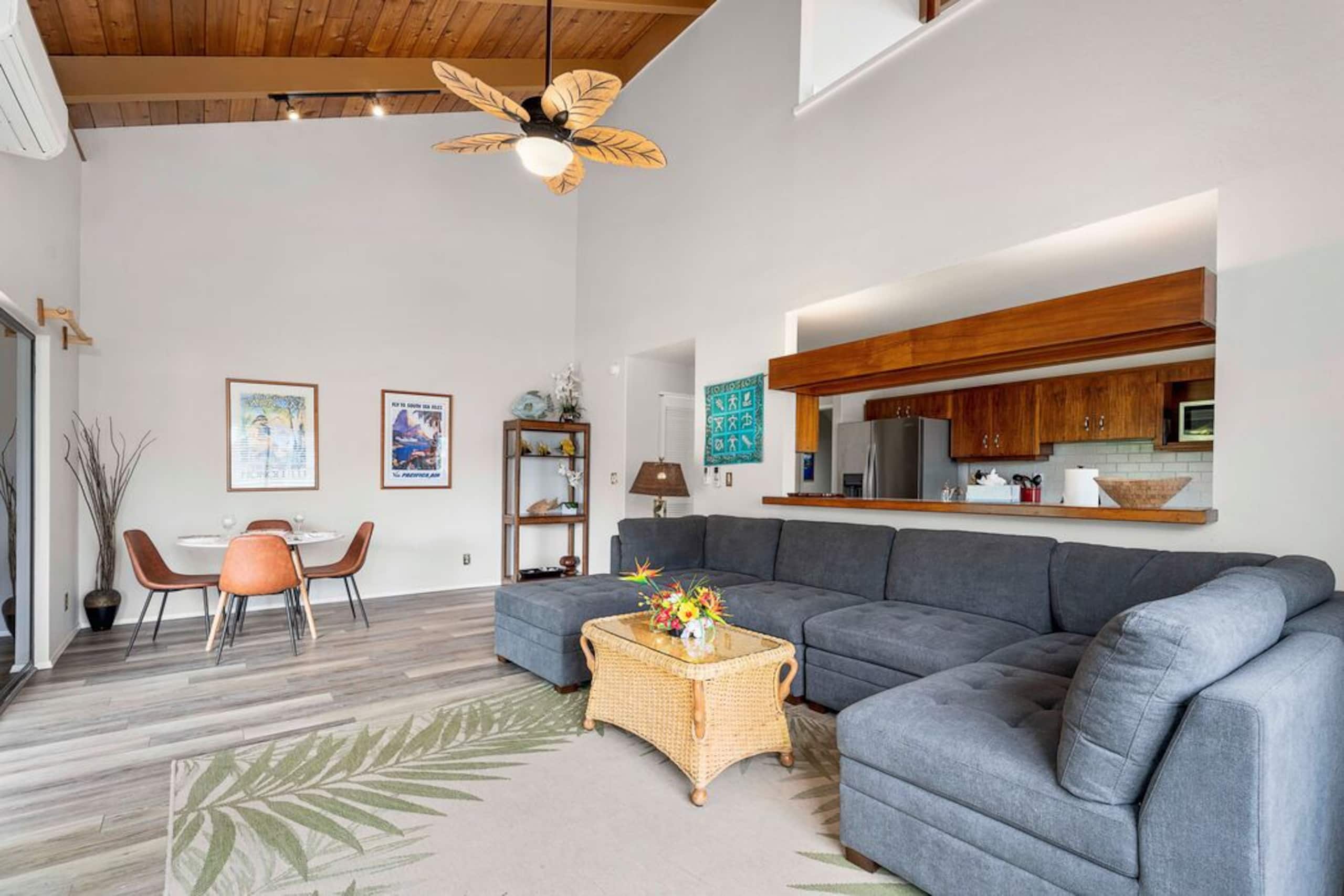 Condo in Kailua-Kona · ★4.93 · 2 bedrooms · 2 beds · 2 baths - Image 13