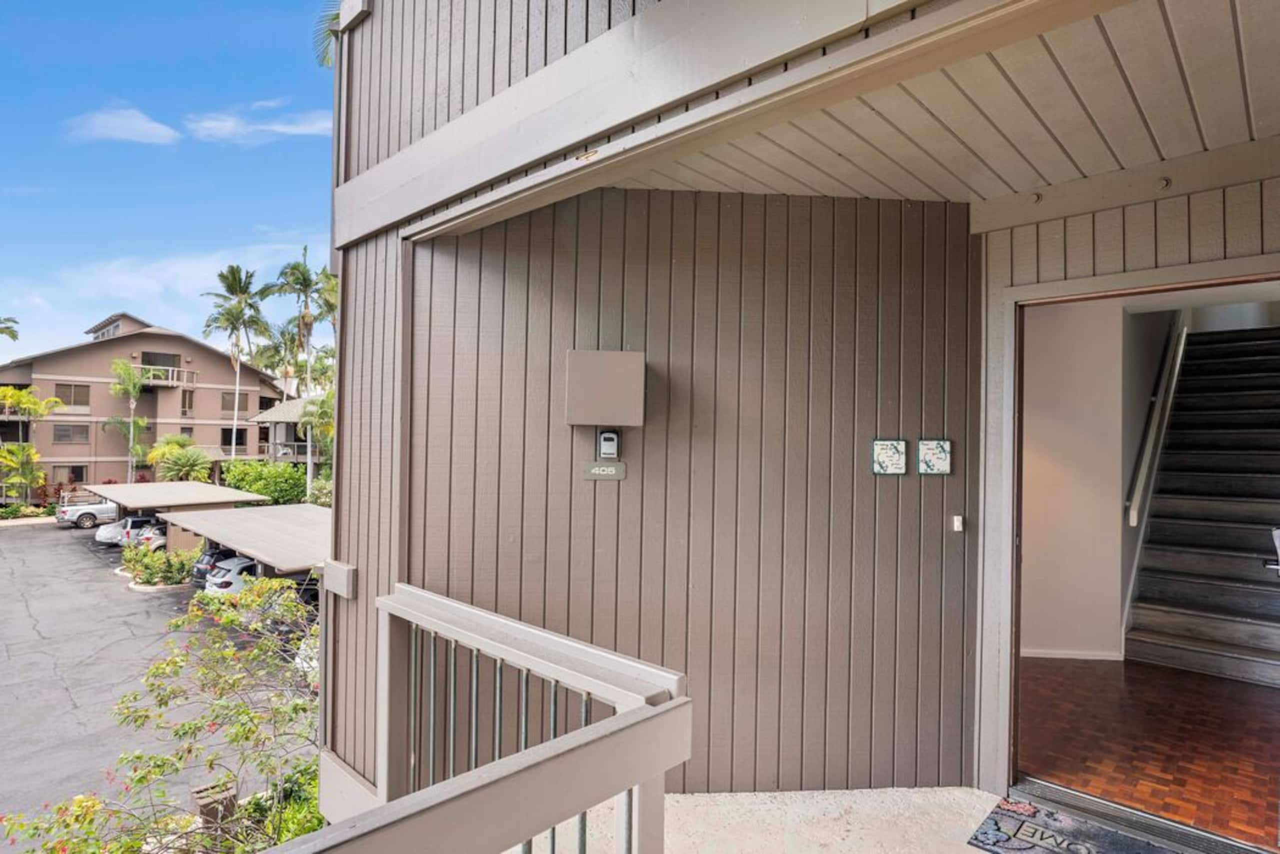 Condo in Kailua-Kona · ★4.93 · 2 bedrooms · 2 beds · 2 baths - Image 35
