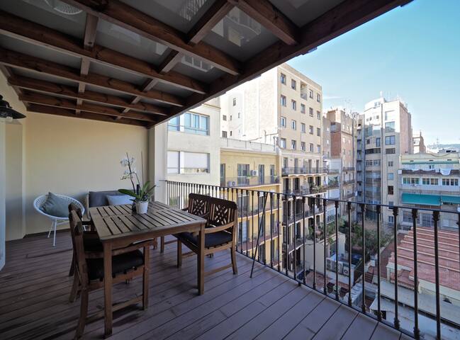 BarcelonaForRent The Central Place gallery image 2