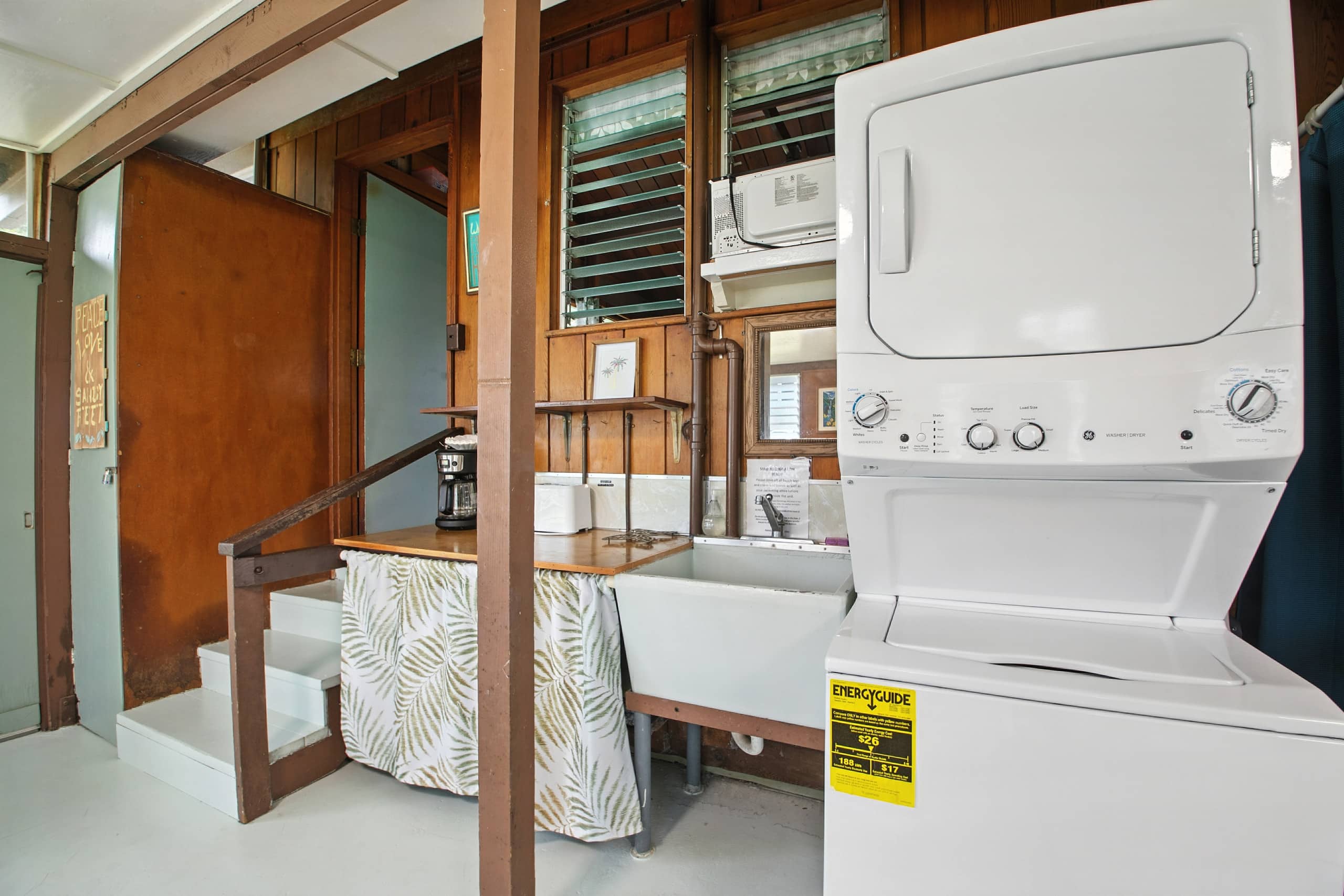 Home in Hanalei · ★4.89 · 1 bedroom · 4 beds · 1.5 baths - Image 15