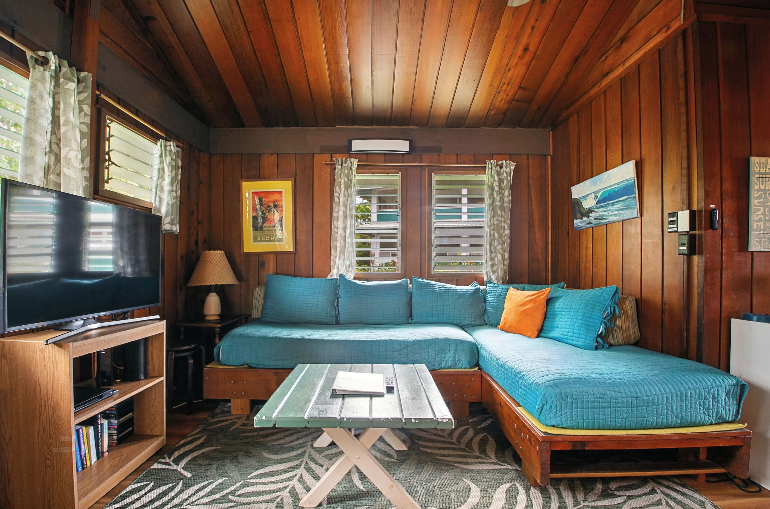 Home in Hanalei · ★4.89 · 1 bedroom · 4 beds · 1.5 baths - Image 11