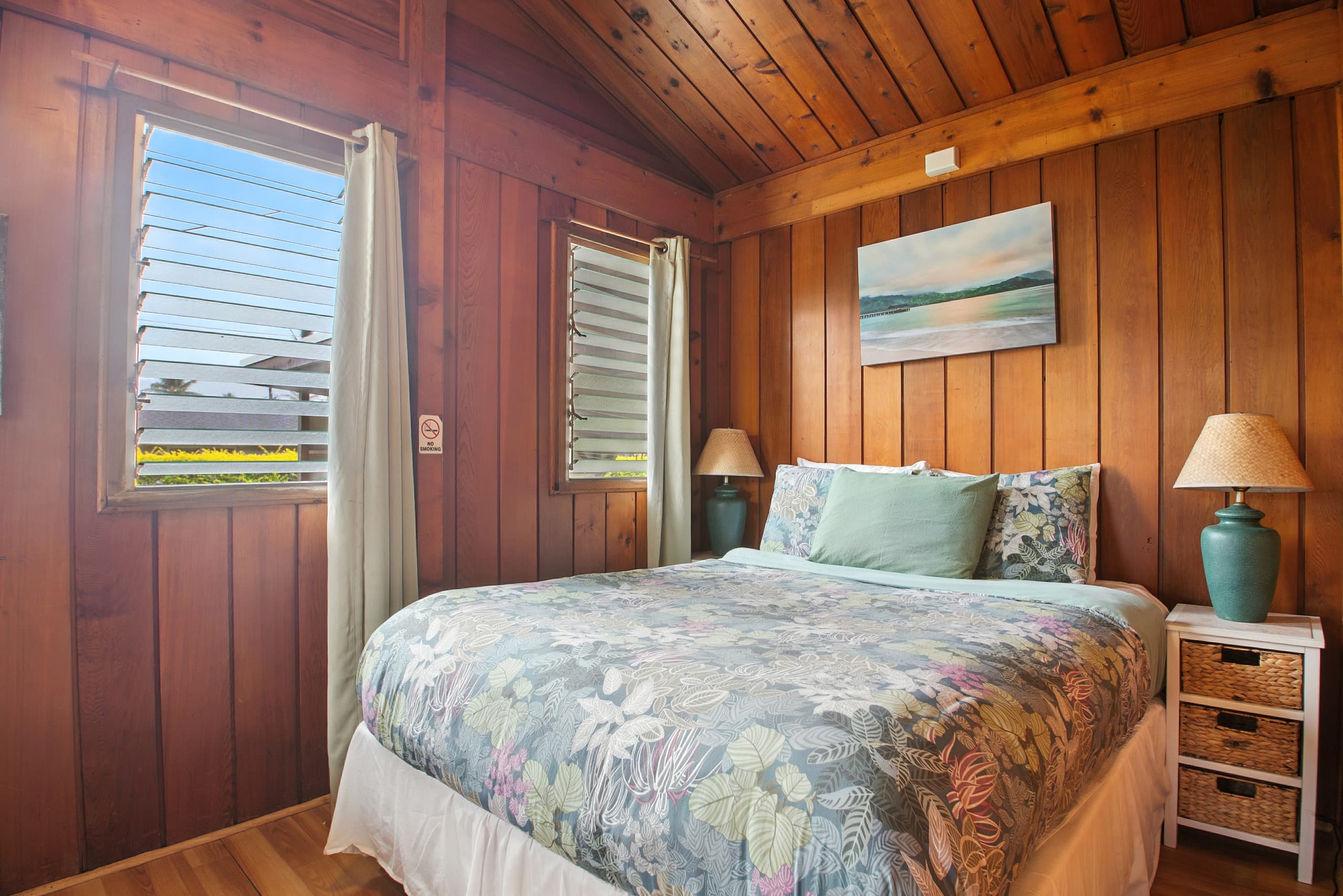 Home in Hanalei · ★4.89 · 1 bedroom · 4 beds · 1.5 baths - Image 4