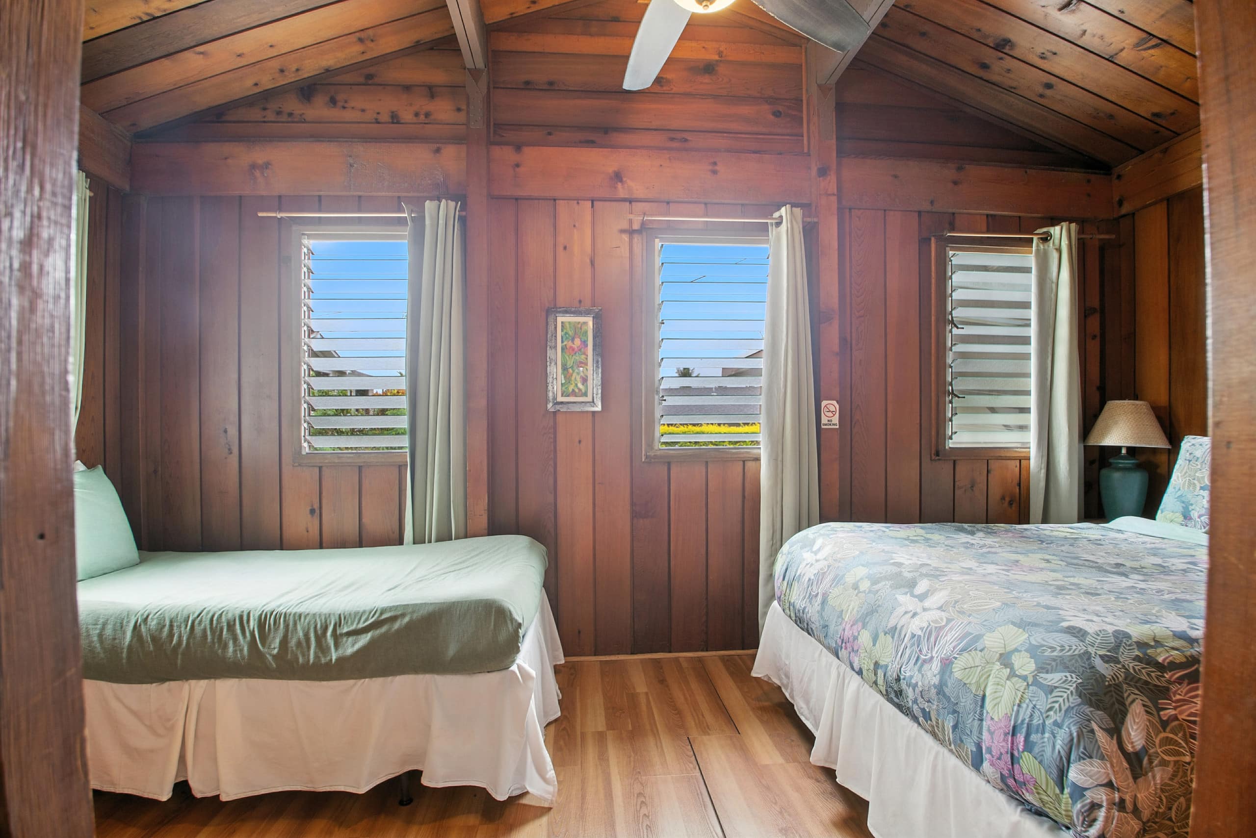 Home in Hanalei · ★4.89 · 1 bedroom · 4 beds · 1.5 baths - Image 5