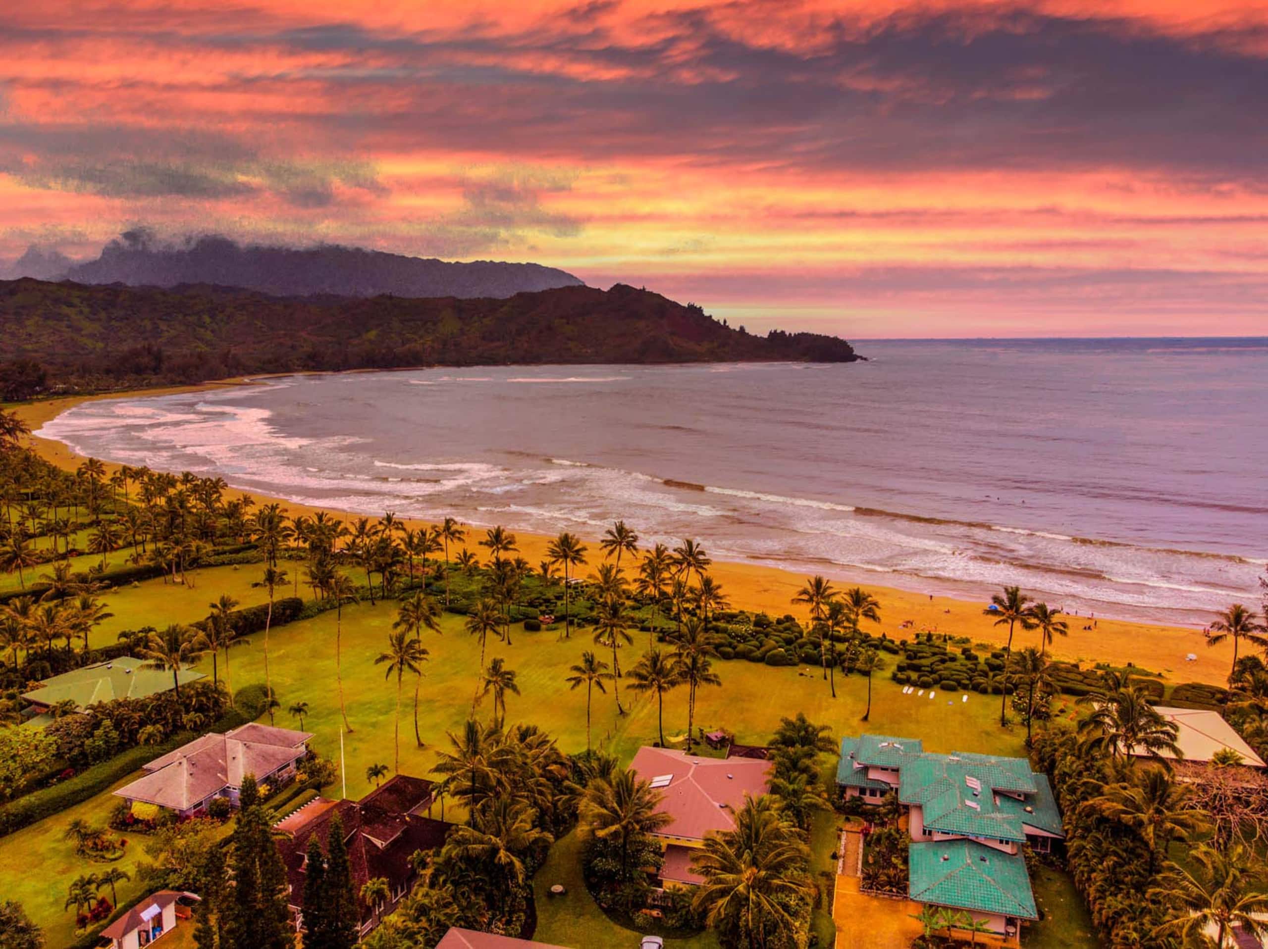Home in Hanalei · ★4.89 · 1 bedroom · 4 beds · 1.5 baths - Image 21