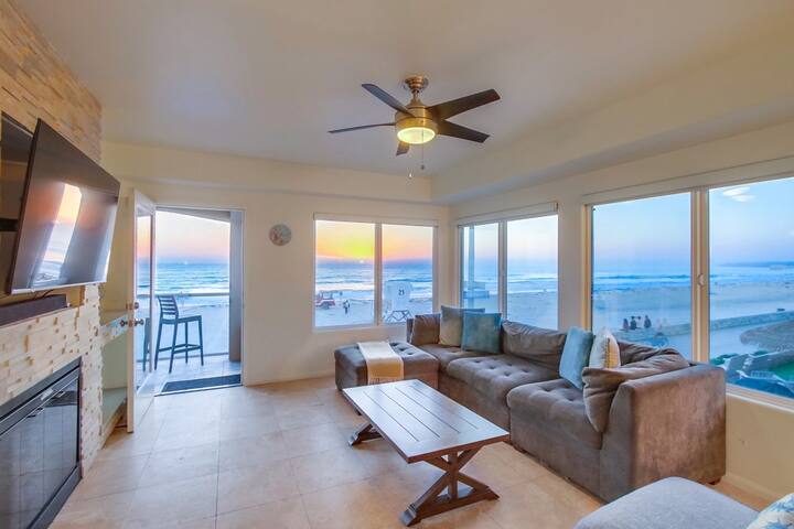 2 Units on the Ocean * Hot Tub * 5 Outdoor Spaces gallery image 4