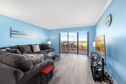 Ocean Hideaway by Seaside Vacations & Sales