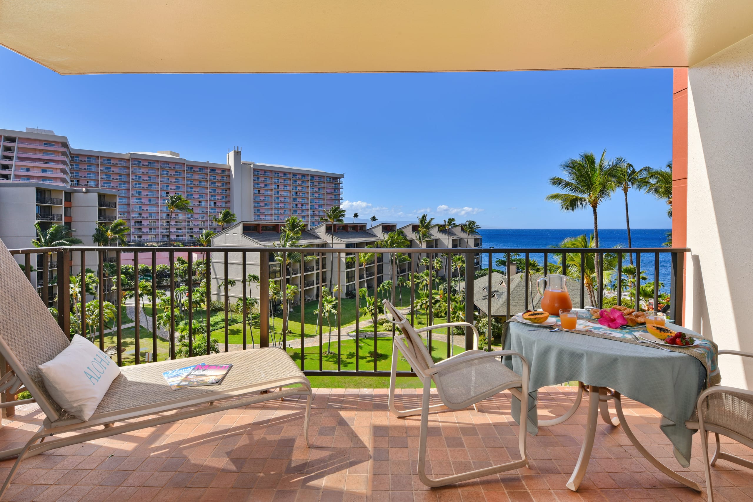 Condo in Lahaina · ★4.58 · 2 bedrooms · 4 beds · 2 baths - Image 24