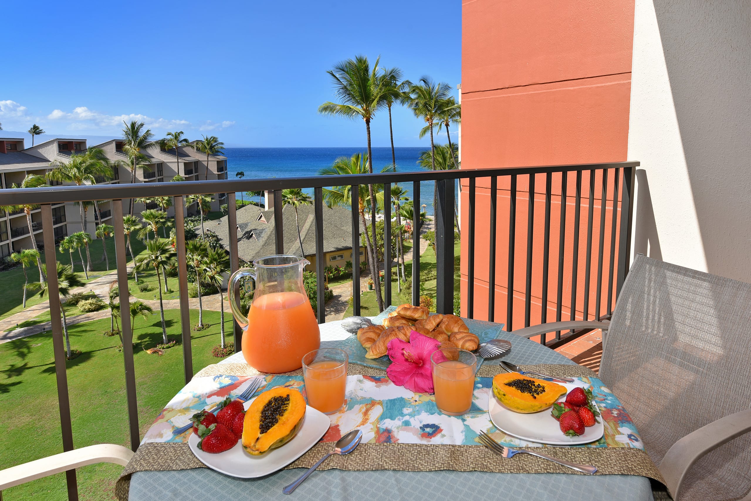 Condo in Lahaina · ★4.58 · 2 bedrooms · 4 beds · 2 baths - Image 23