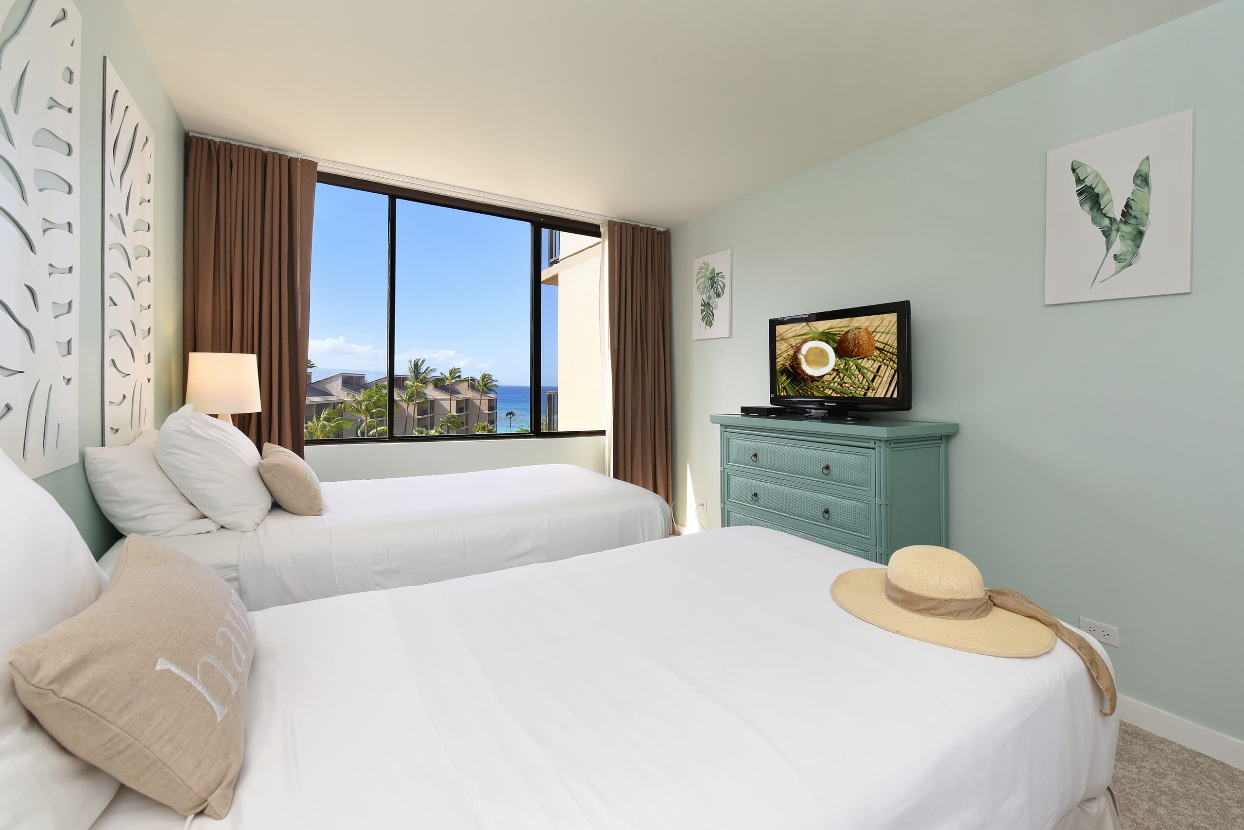 Condo in Lahaina · ★4.58 · 2 bedrooms · 4 beds · 2 baths - Image 16