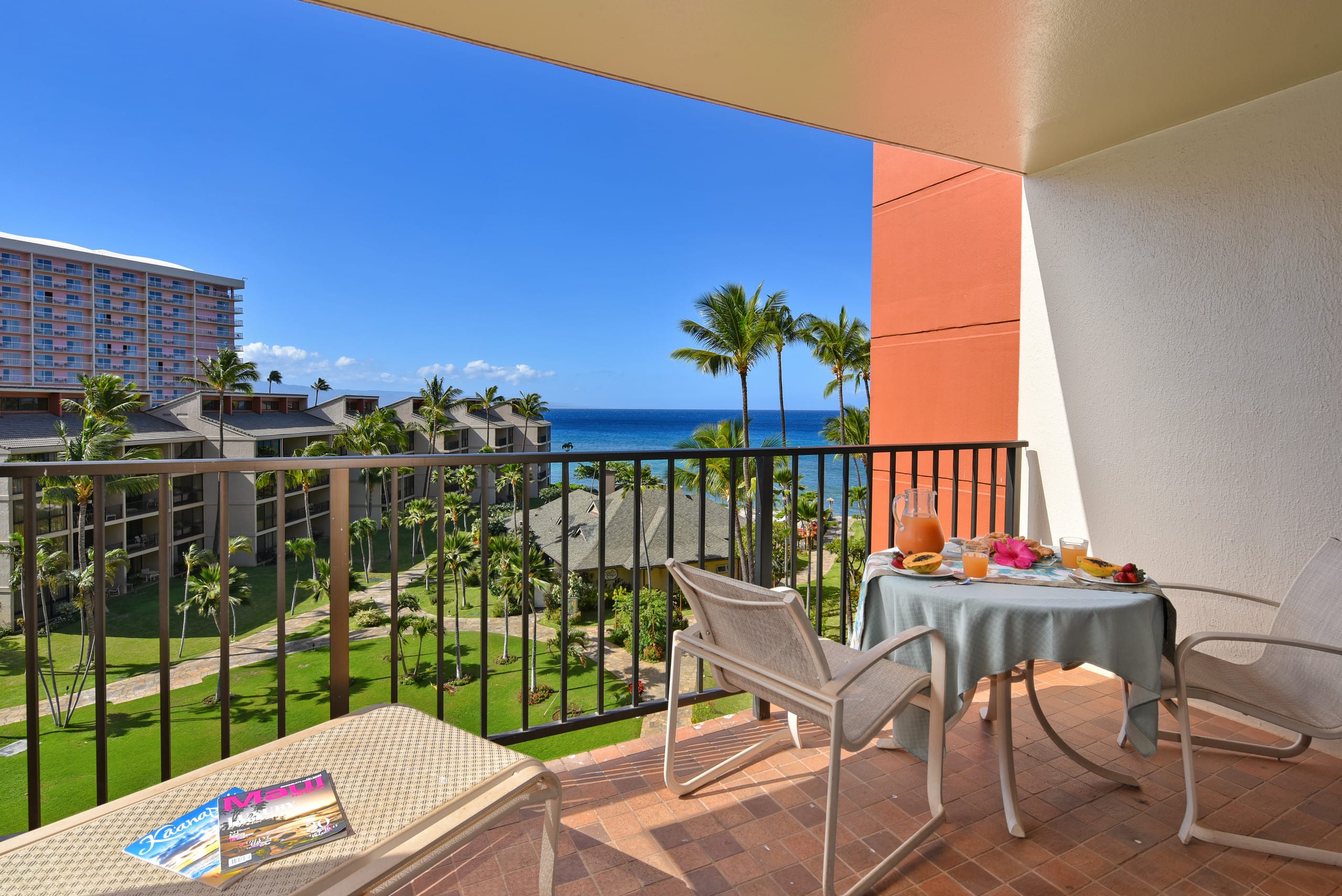 Condo in Lahaina · ★4.58 · 2 bedrooms · 4 beds · 2 baths - Image 25
