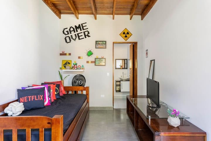 Suite 4 - Two Bi-Beds - Gammer Room