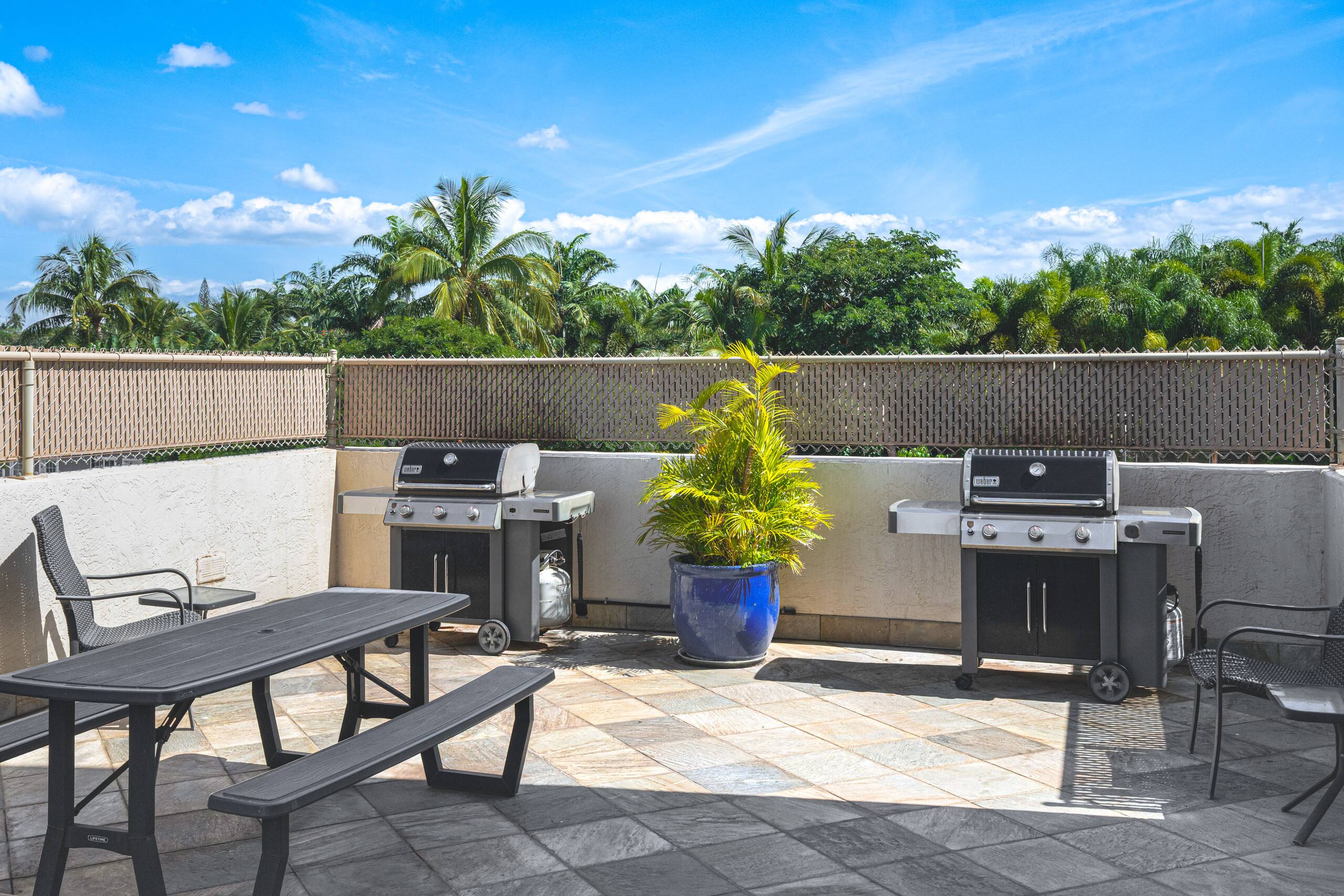 Condo in Kihei · ★4.81 · 1 bedroom · 2 beds · 1 shared bath - Image 22