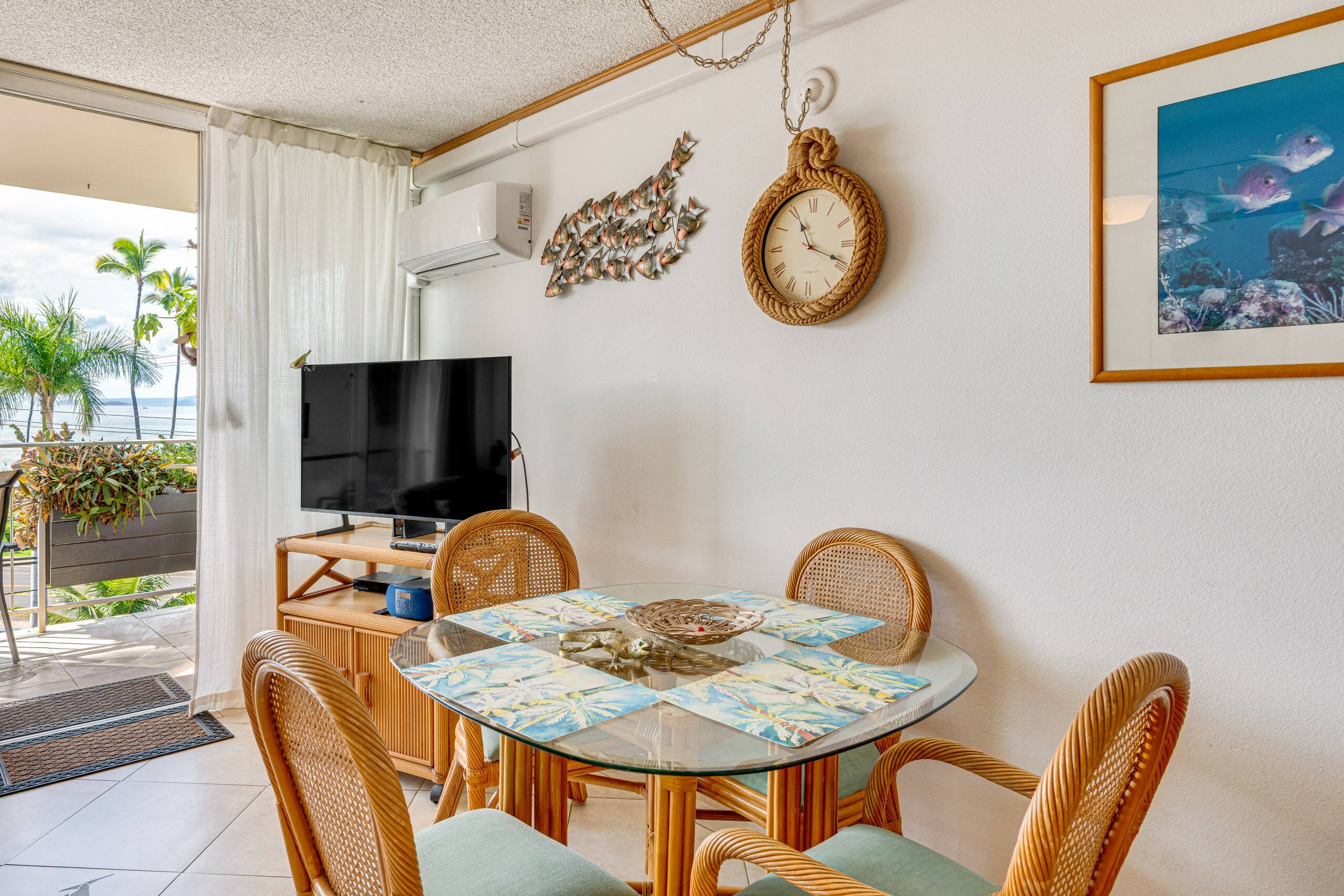 Condo in Kihei · ★4.81 · 1 bedroom · 2 beds · 1 shared bath - Image 8