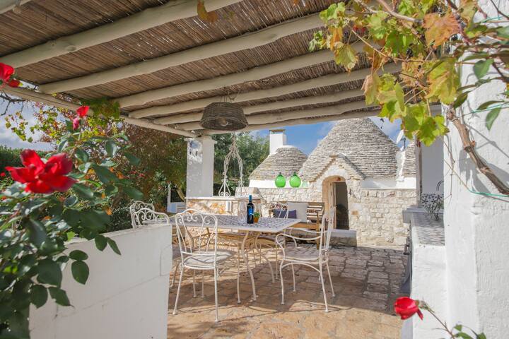 TD Trulli della Rosatella Typical Trulli with Pool gallery image 5