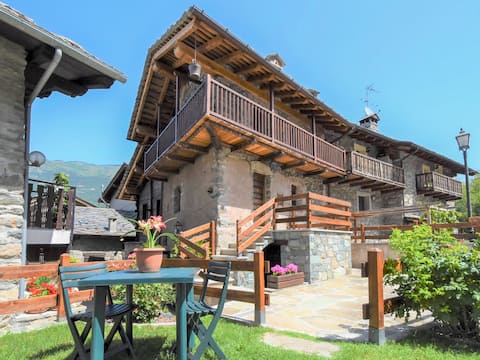 Les Cors by Interhome