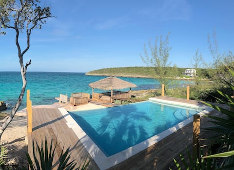 Oceanfront Home on Caribbean w/ Sunset View, Boat