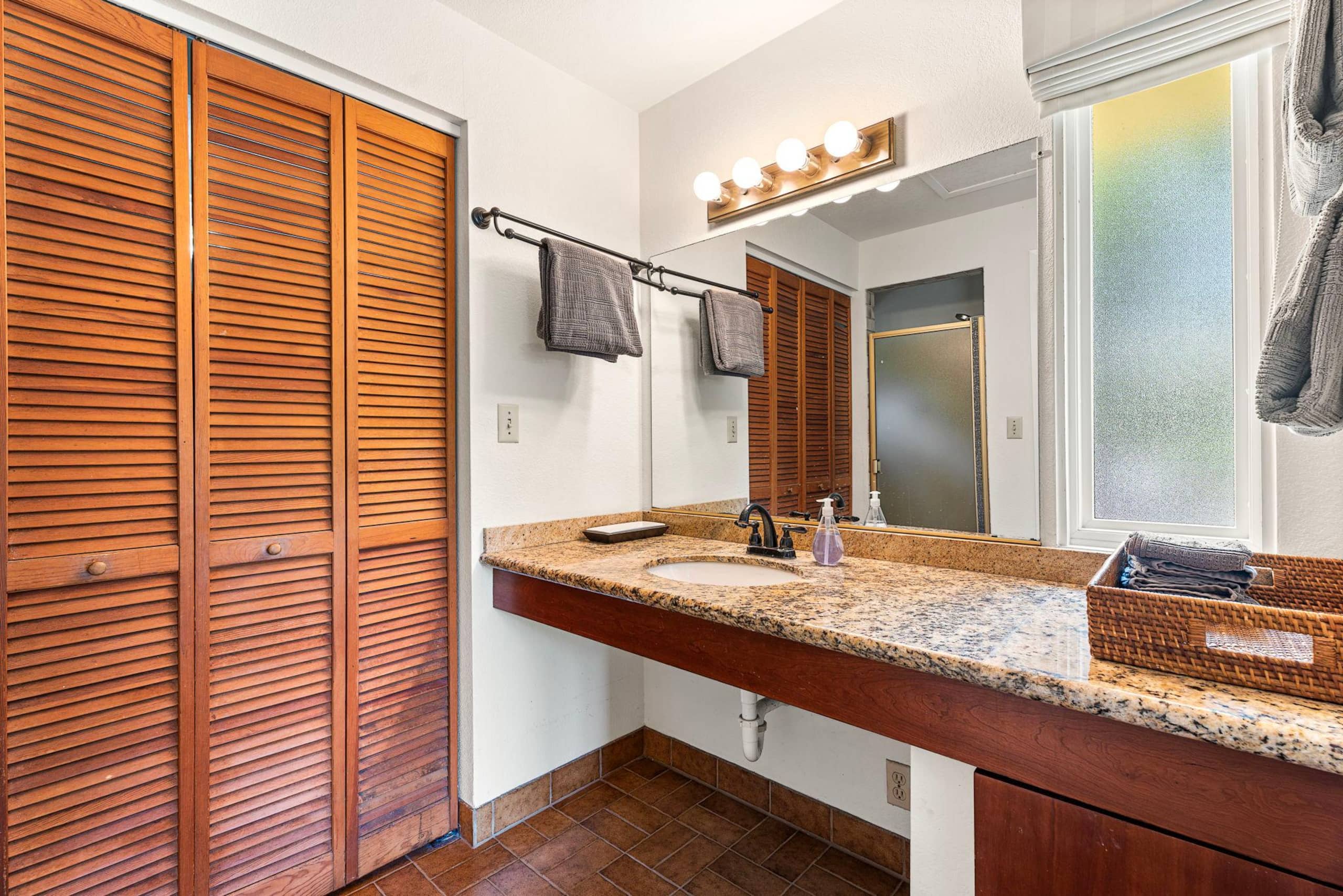 Home in Kailua-Kona · ★4.92 · 3 bedrooms · 3 beds · 3 baths - Image 16