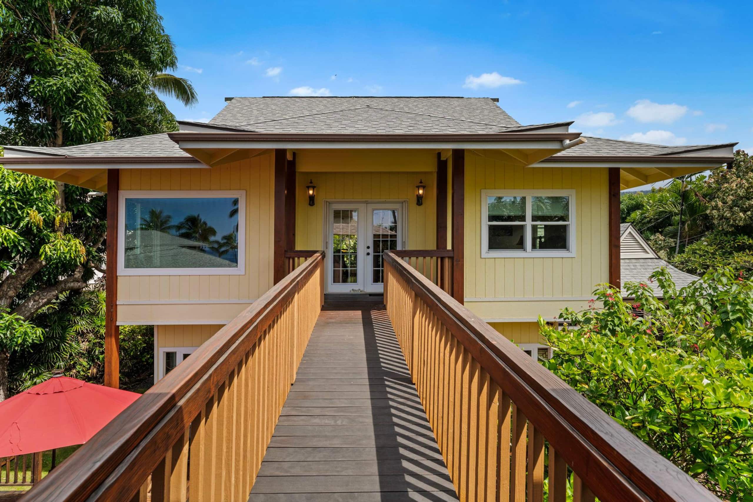 Home in Kailua-Kona · ★4.92 · 3 bedrooms · 3 beds · 3 baths - Image 3
