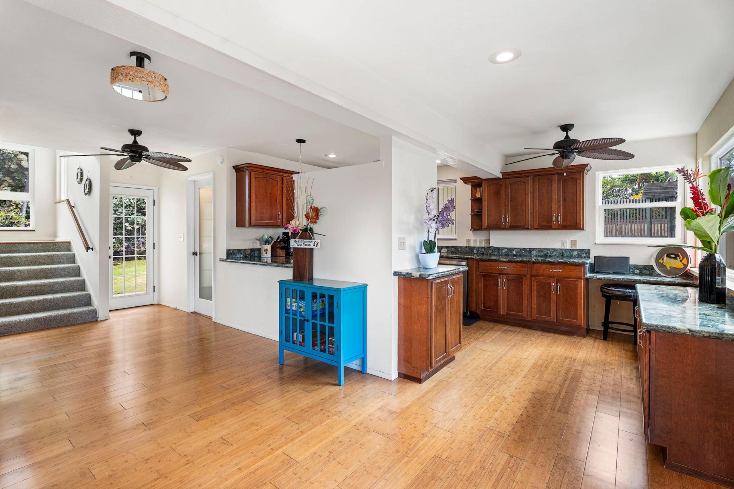 Home in Kailua-Kona · ★4.92 · 3 bedrooms · 3 beds · 3 baths - Image 8