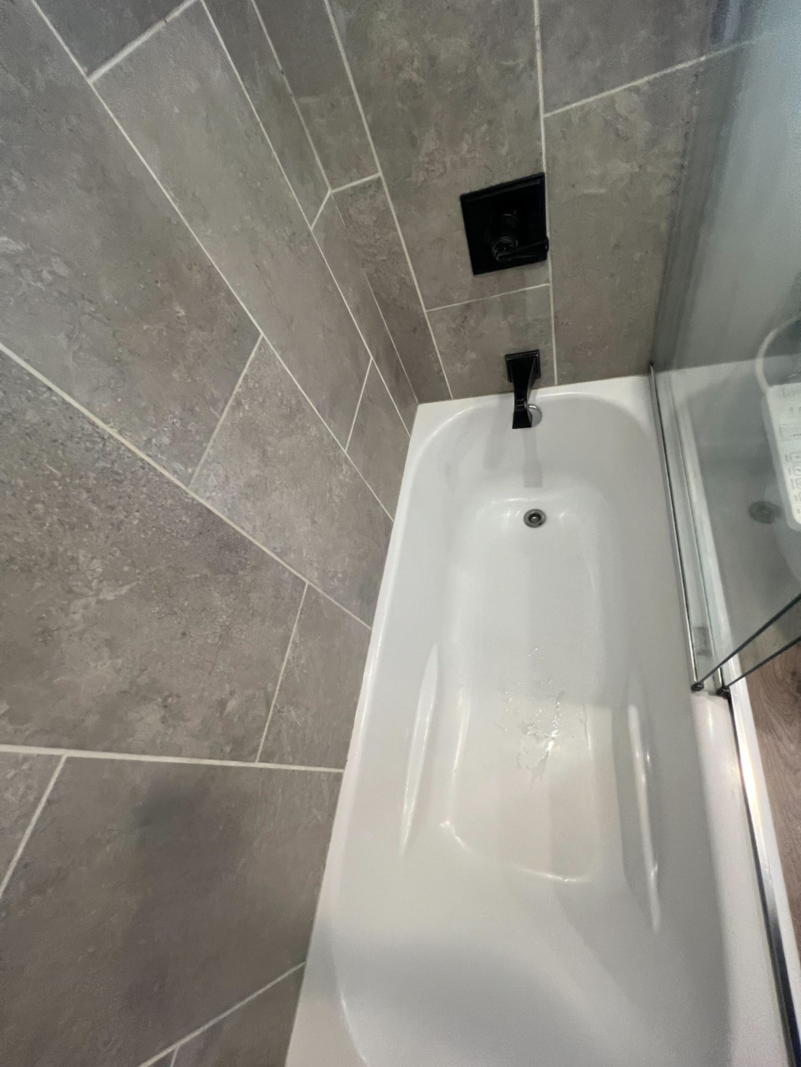 Condo in Honolulu · ★4.84 · 1 bedroom · 3 beds · 1 bath - Image 11