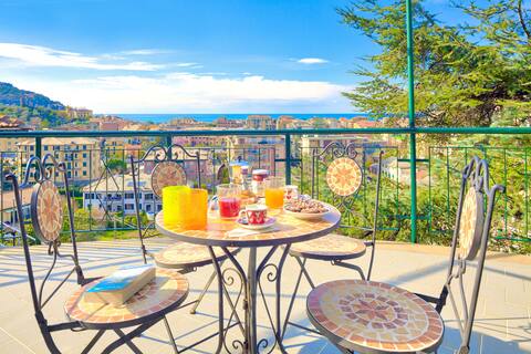 Villa Helvezia - Very large apartment with panoram