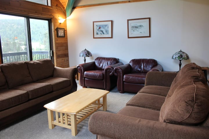 Snowflake 1 Hot Tub Hemlock Valley, Bc Canada