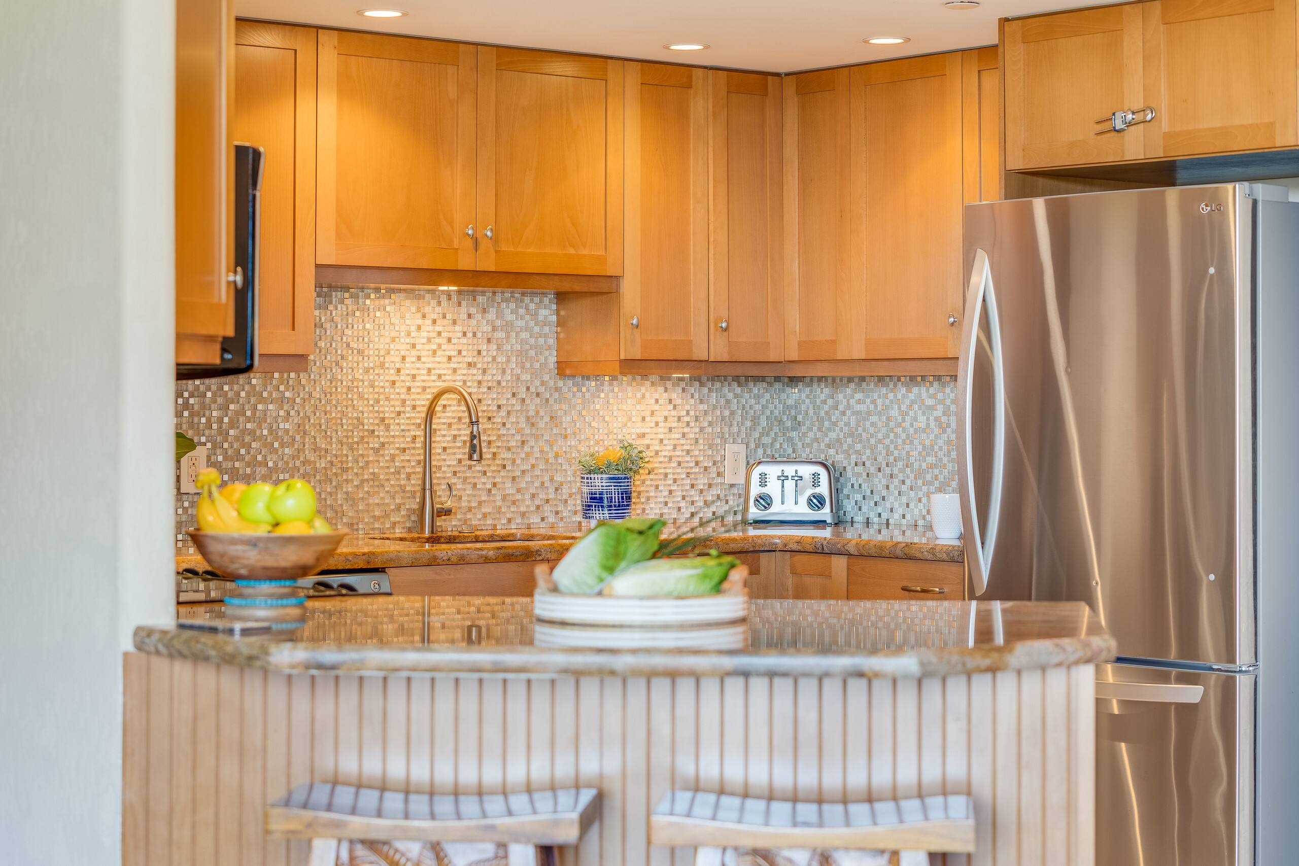 Condo in Lahaina · ★4.79 · 2 bedrooms · 4 beds · 2 baths - Image 6