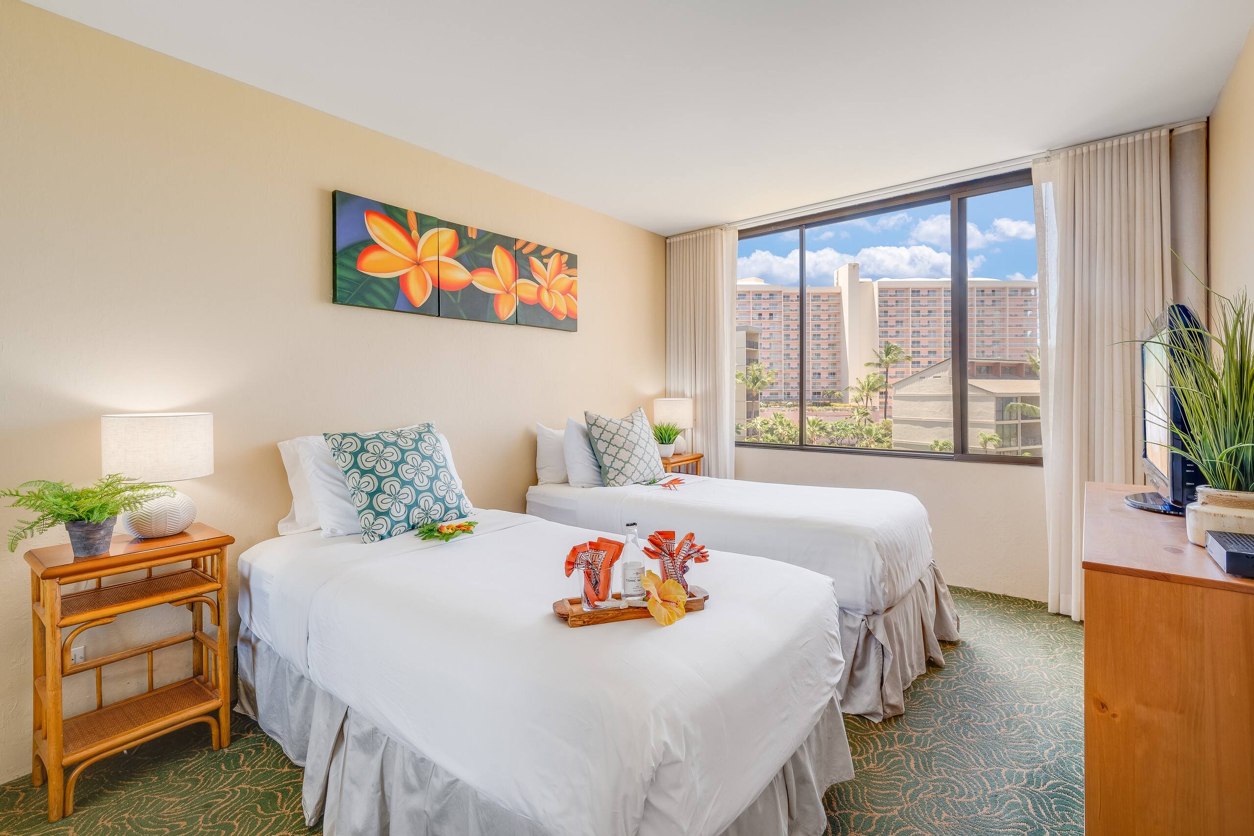Condo in Lahaina · ★4.79 · 2 bedrooms · 4 beds · 2 baths - Image 15
