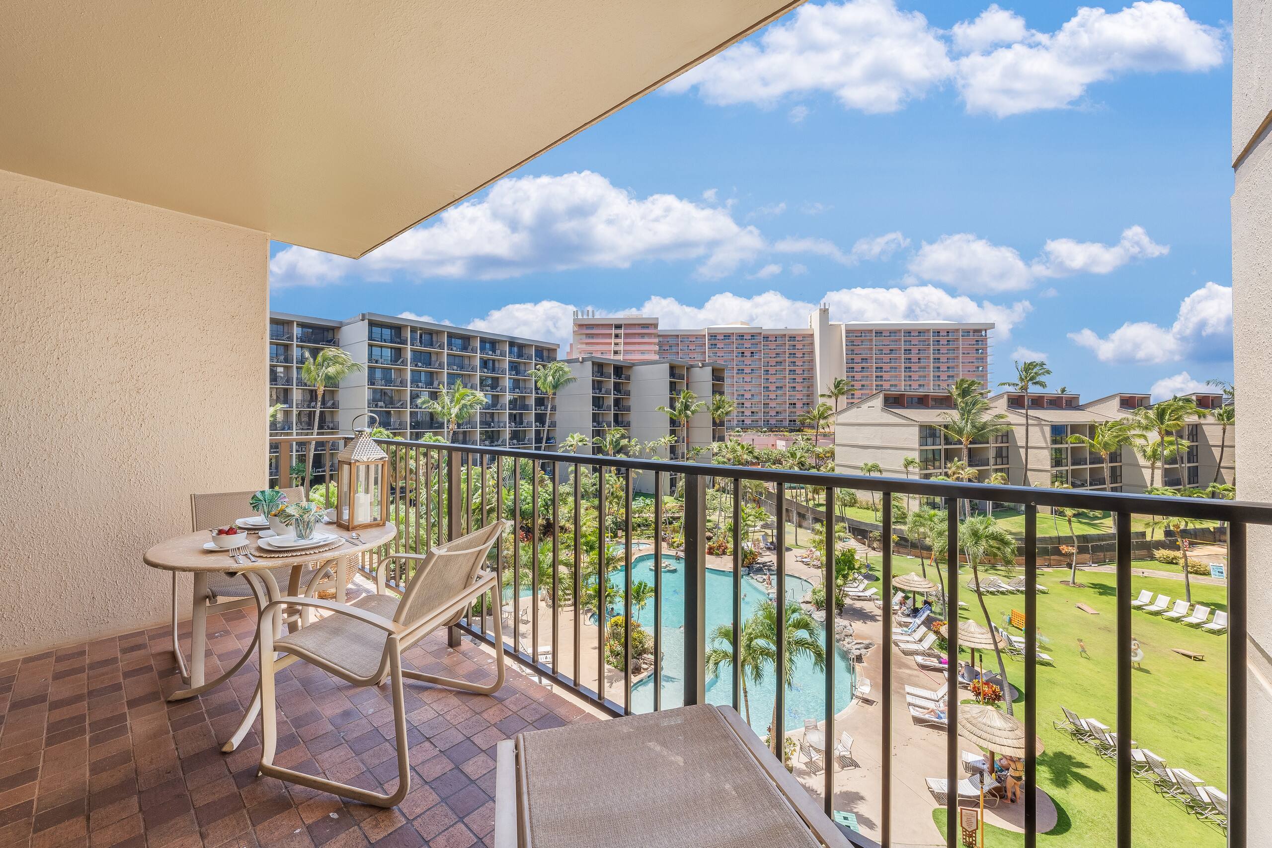 Condo in Lahaina · ★4.79 · 2 bedrooms · 4 beds · 2 baths - Image 21