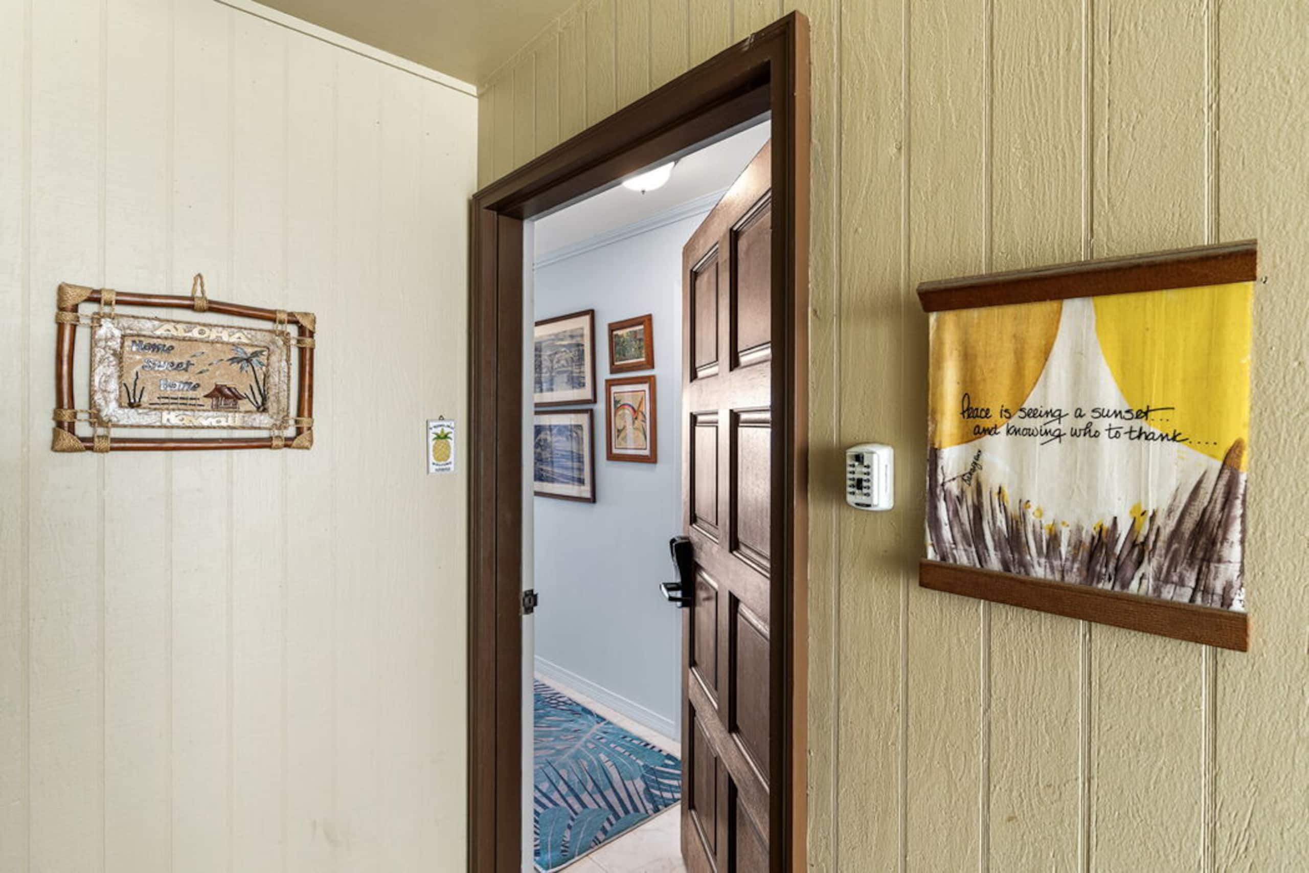 Condo in Kailua-Kona · ★4.8 · 1 bedroom · 2 beds · 1 private bath - Image 22