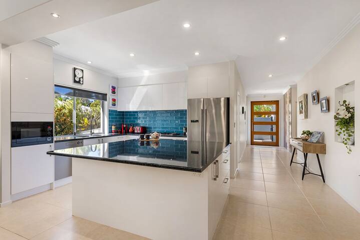 Treasure Cove 6 gallery image 4