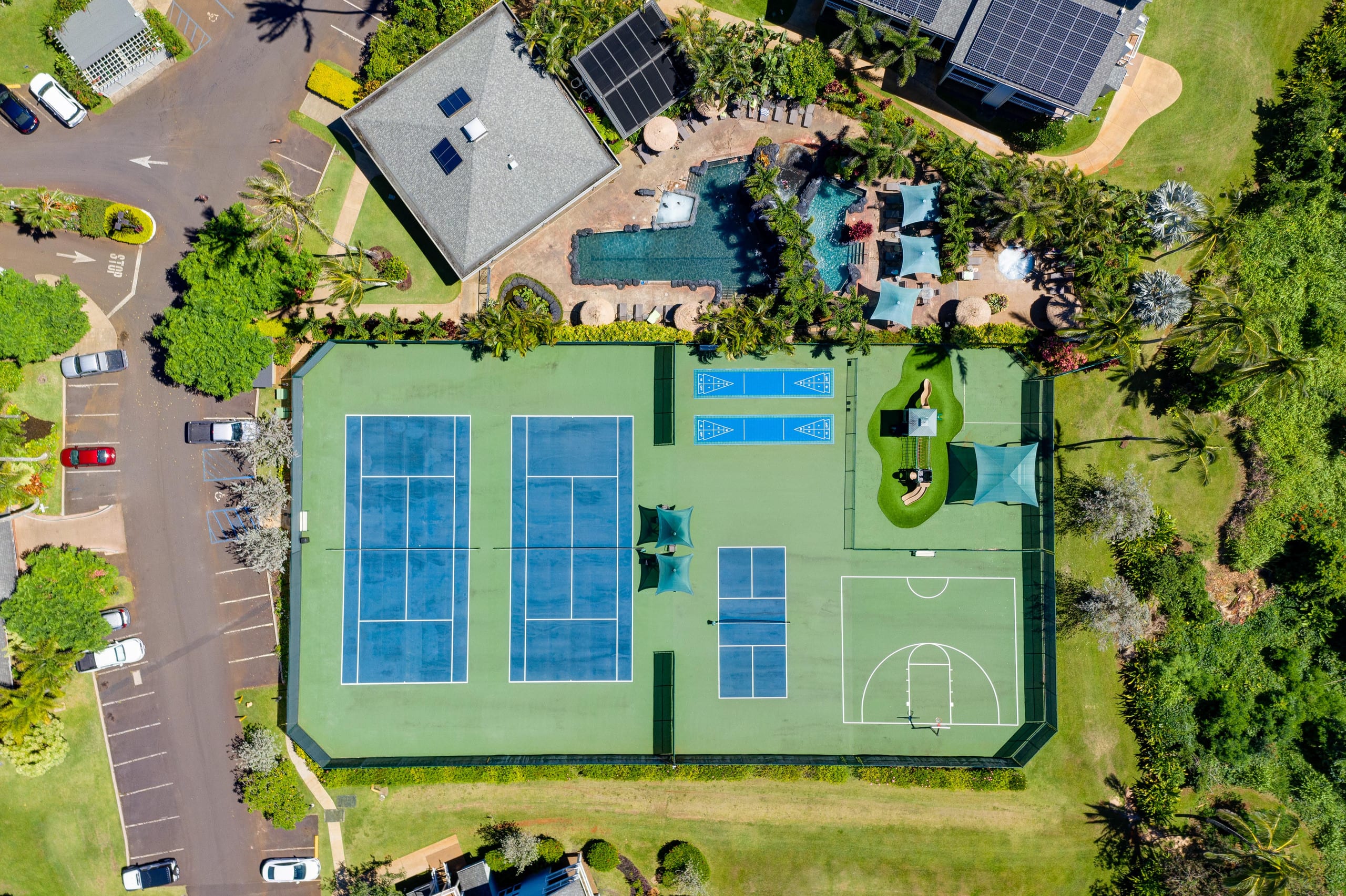 Condo in Princeville · ★4.8 · 2 bedrooms · 3 beds · 2 shared baths - Image 33